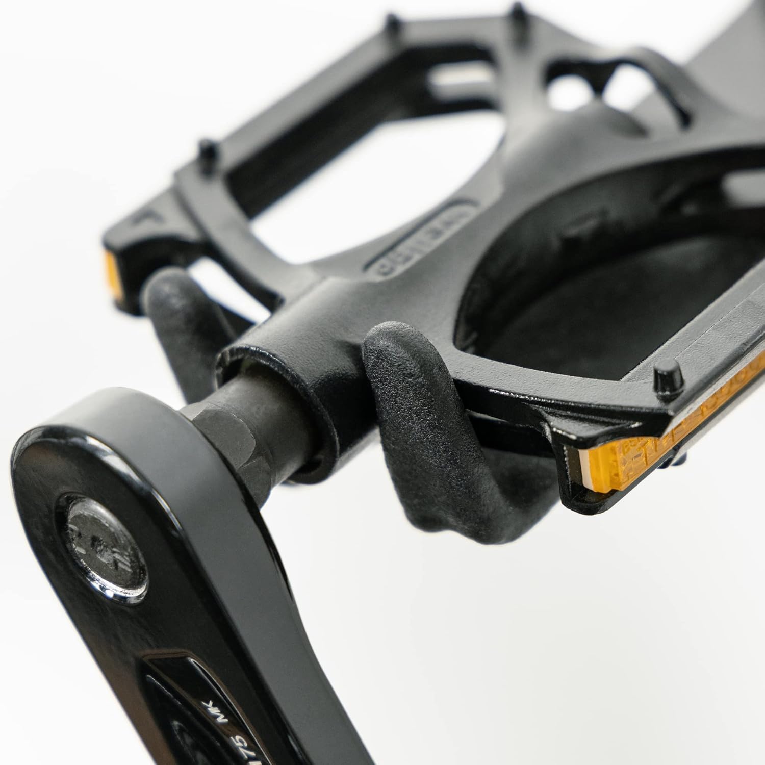Venzo Soporte para colgar en la pared con pedal de almacenamiento para bicicleta en interiores, ideal para garaje y cobertizo