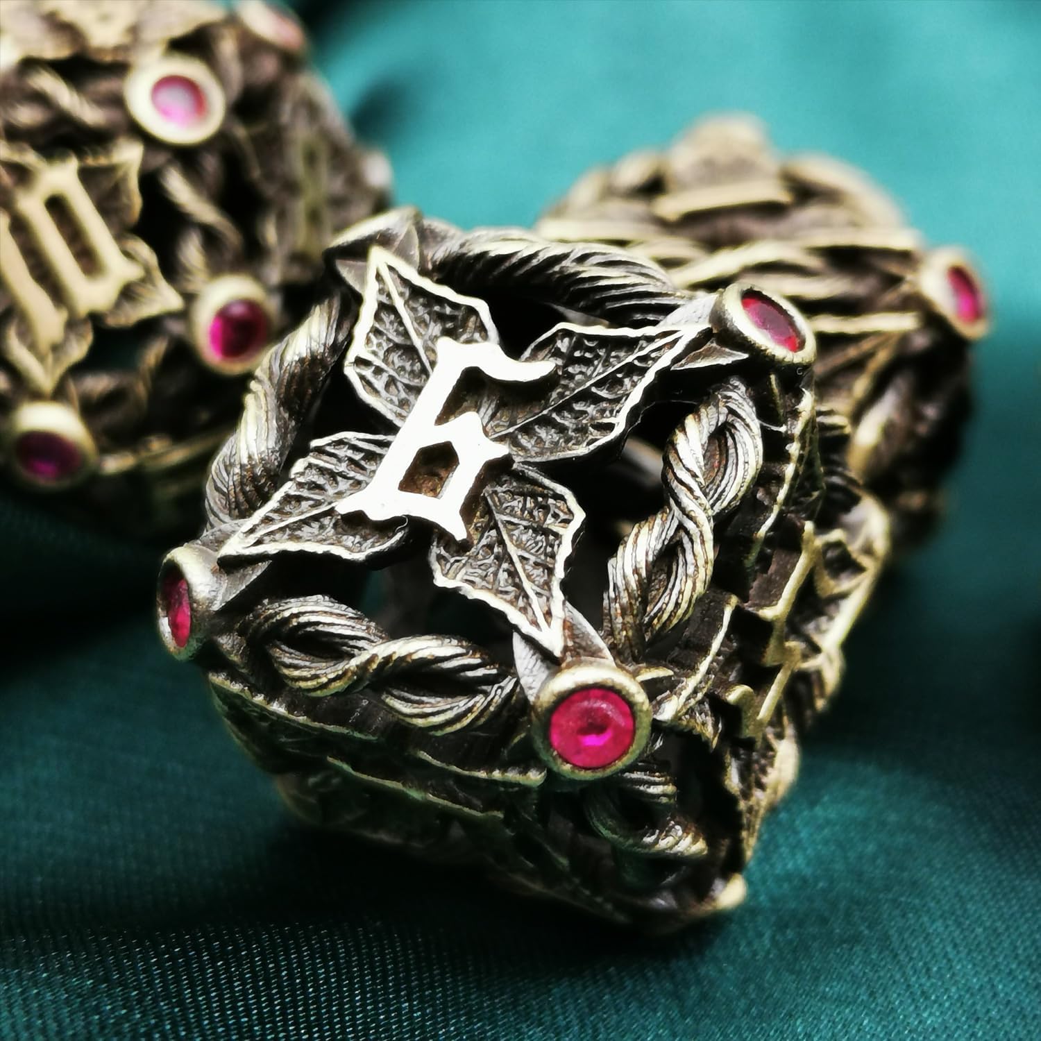 Juego de dados de metal con hojas de vid mágicas huecas, juego de 7 dados para juegos de rol, dados de D&D Dungeons and Dragons (bronce antiguo +