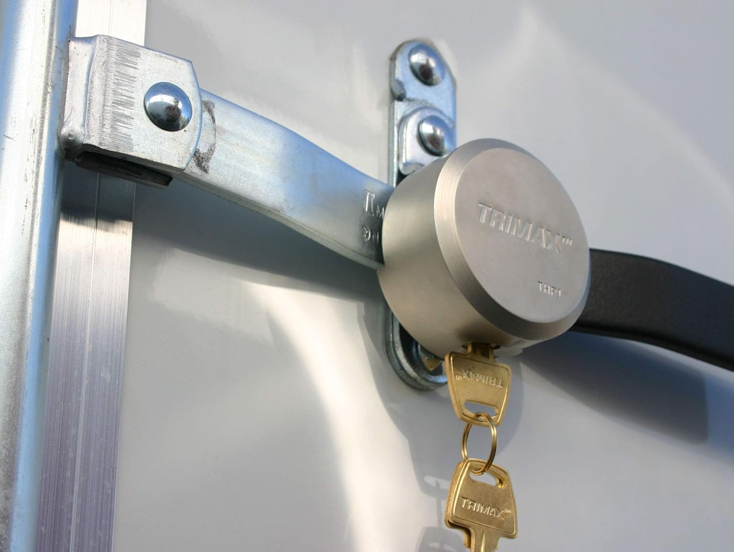 Trimax THP3XL candado para puerta con llave similar a puerta de remolque con grillete interno, paquete de 3.