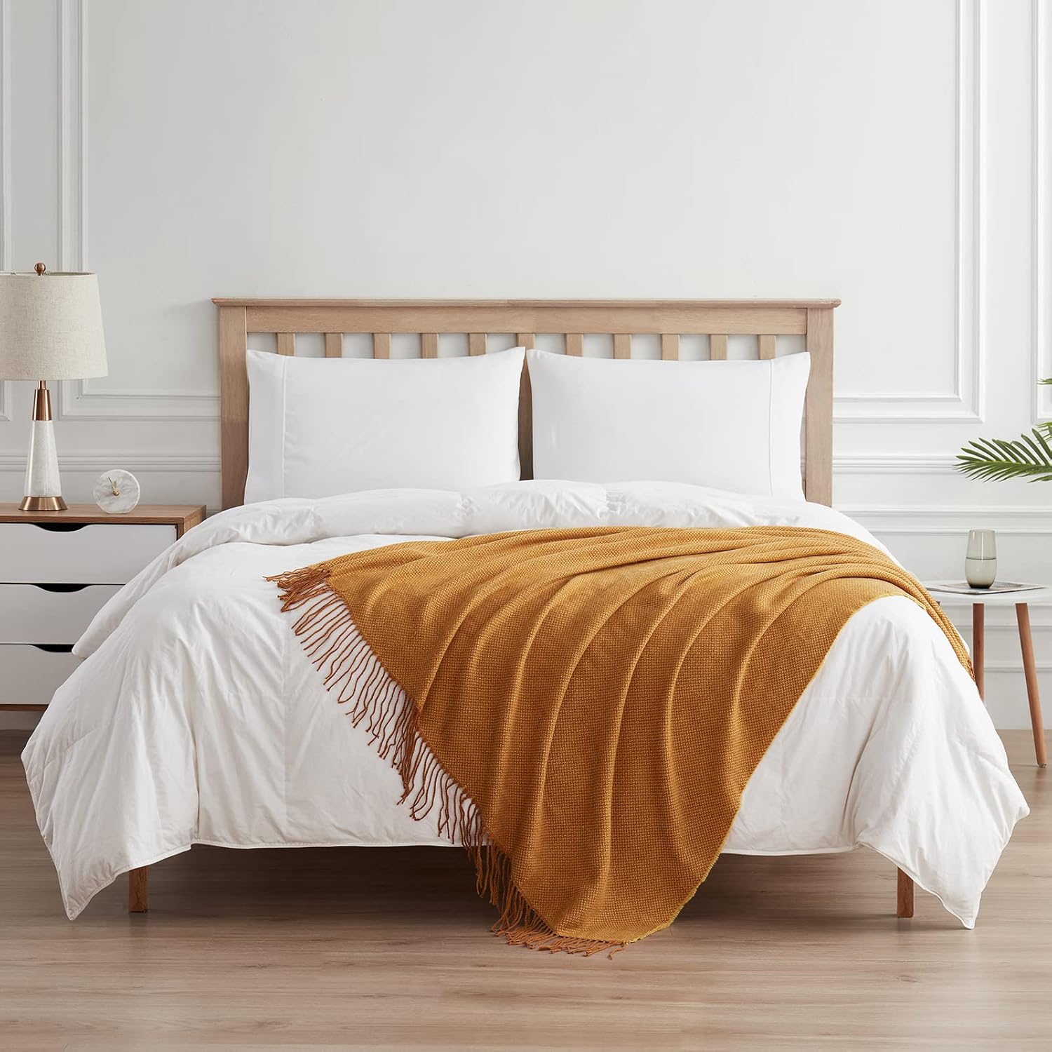 BOURINA Manta de dos tonos en espiga de cachemira sintética, suave, ligera, acogedora para cama, sofá, manta decorativa, color dorado, 50 x 60