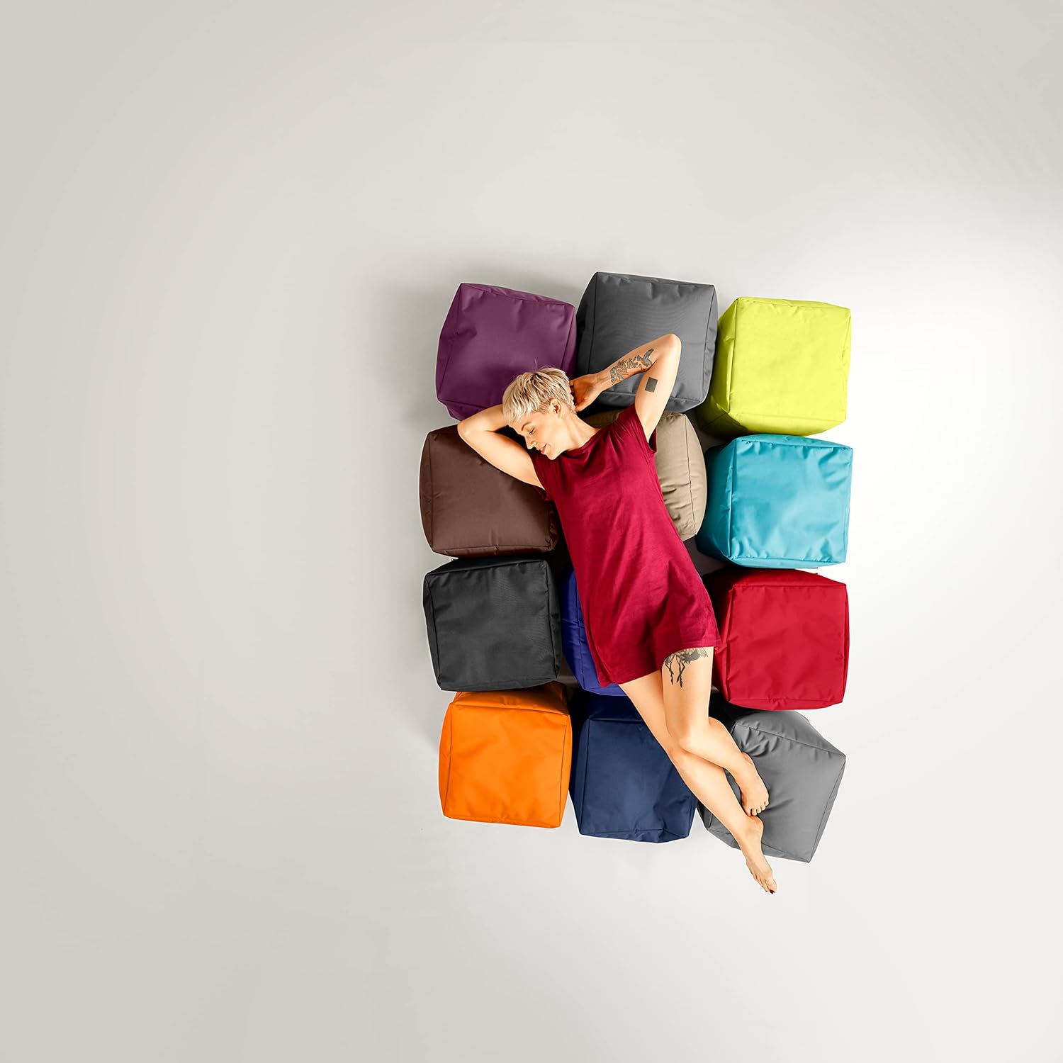 Cube Brava – Puf otomano con reposapiés, color caqui, moderno puf cuadrado con tela repelente al agua, puf para sala de estar, dormitorio o patio,