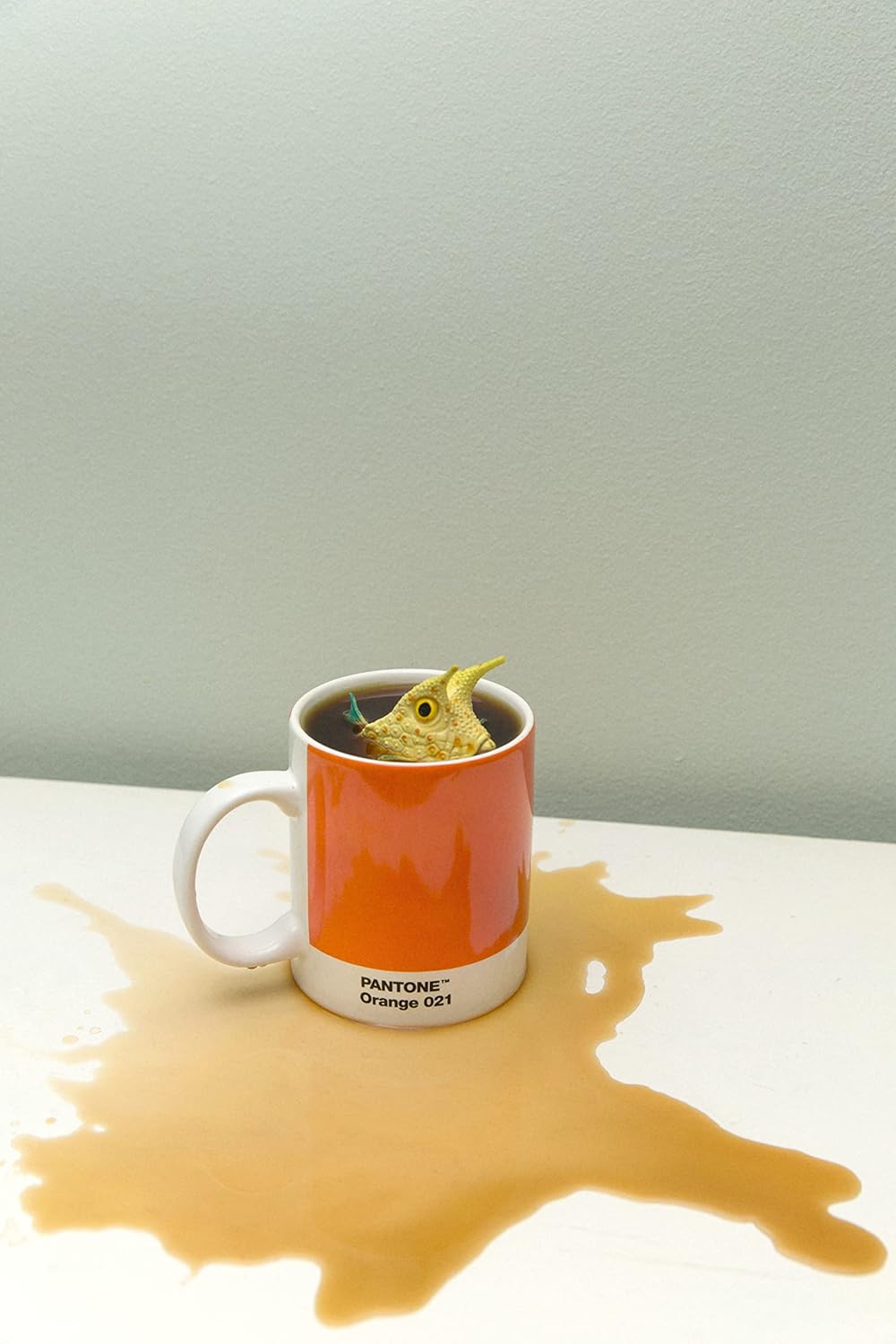 Pantone 101030021 – Tazas de porcelana (12.7 fl oz, color naranja 021, 3.3 x 3.3 x 4.8 in)