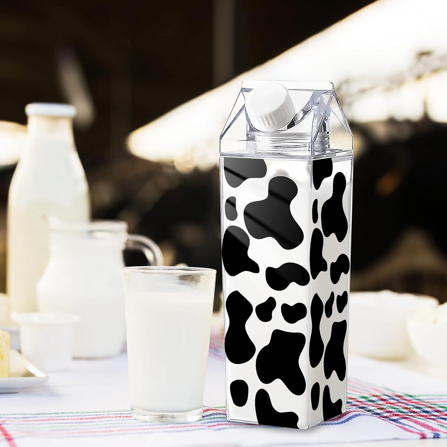 Whaline Paquete de 2 botellas de agua de cartón de leche con estampado de vaca, botellas de leche de plástico transparente de 17 onzas, botella de