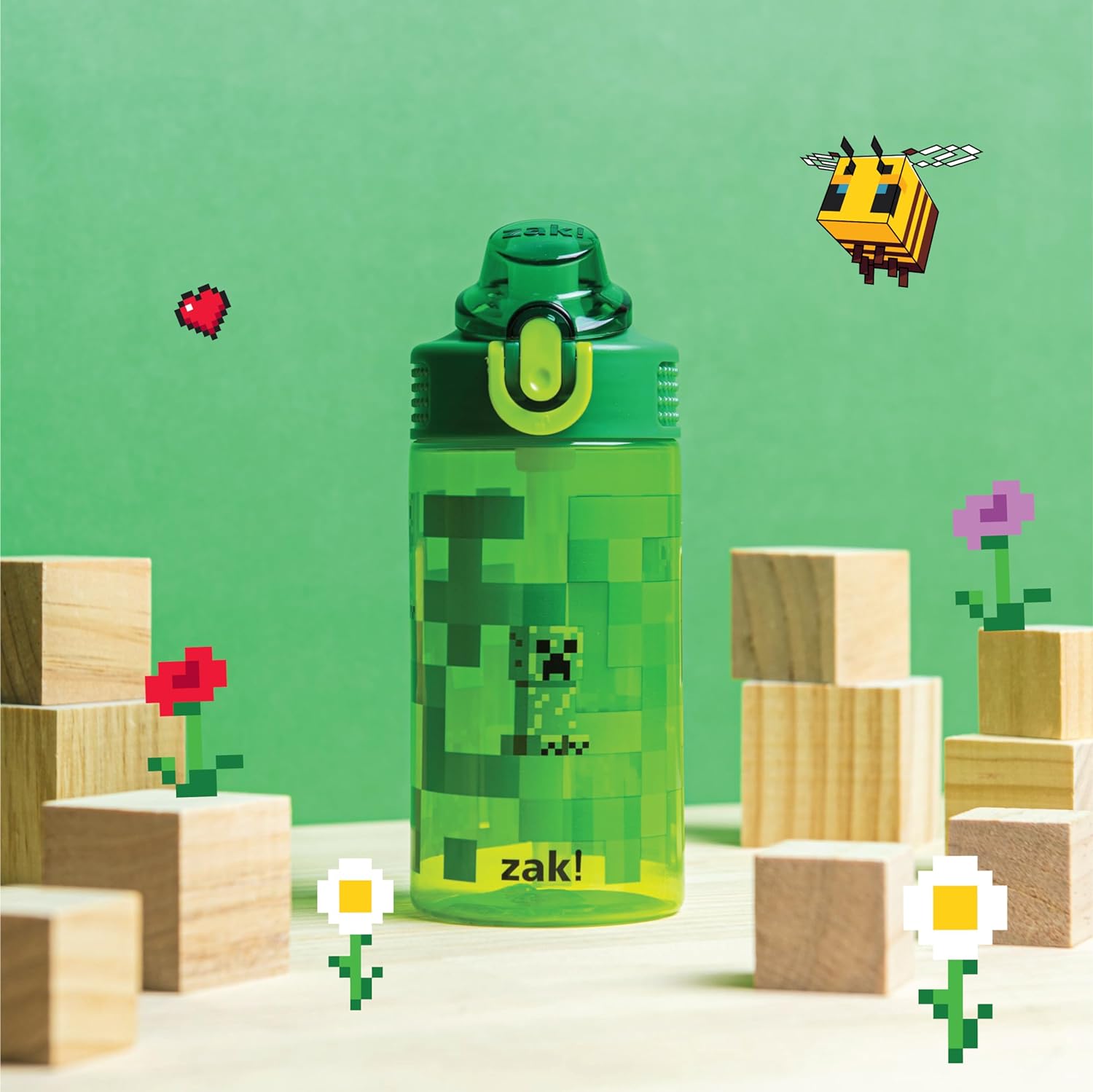 Zak Designs Sage Minecraft Botella de agua para niños, escuela o viajes, plástico duradero, 16onzas, con popote, asa, tapa, boquilla abatible, a