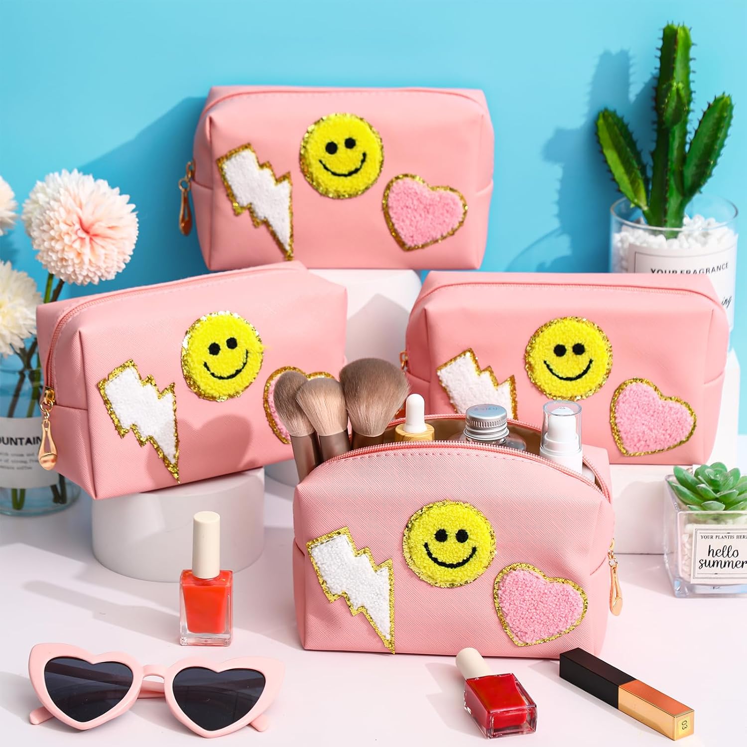 Silkfly 15 piezas de parche Preppy bolsa de maquillaje de letras de chenilla bolsa de cosméticos bolsa de aseo sonrisa rayo corazón PU pequeño
