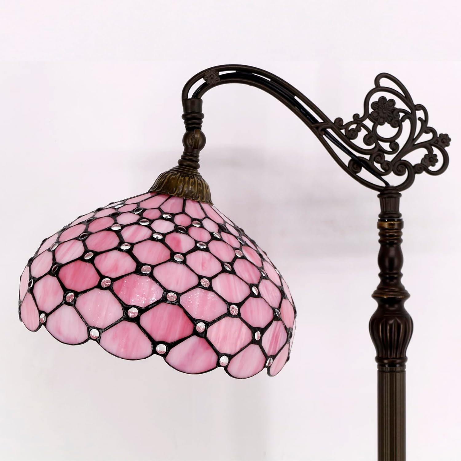 WERFACTORY Tiffany – Lámpara de pie con cuentas de perlas de color rosa, 12 x 18 x 64 pulgadas, cuello de cisne ajustable, luz de lectura para