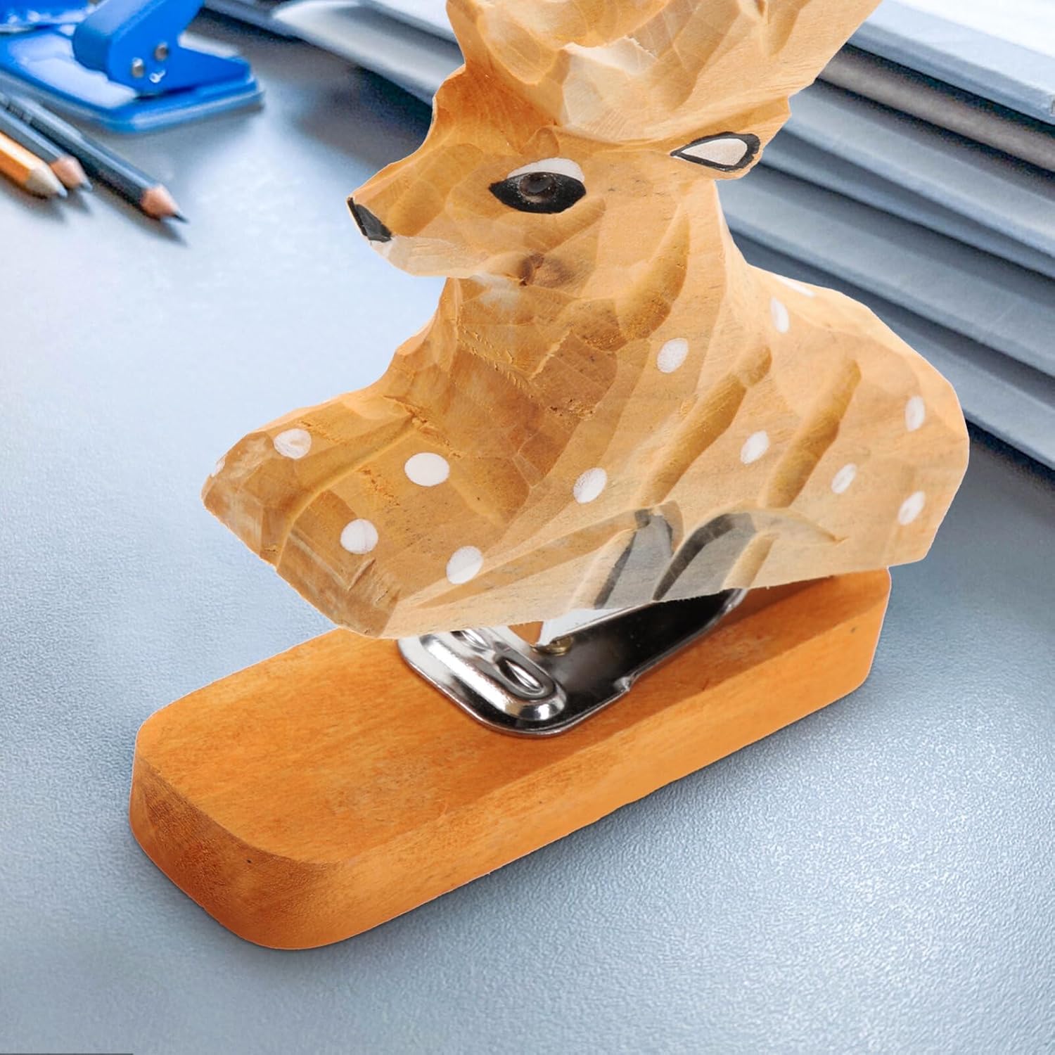 NUOBESTY Engrapadora de animales, engrapadora divertida para el hogar, suministros de escritorio para mujeres, grapadora de folletos de oficina,