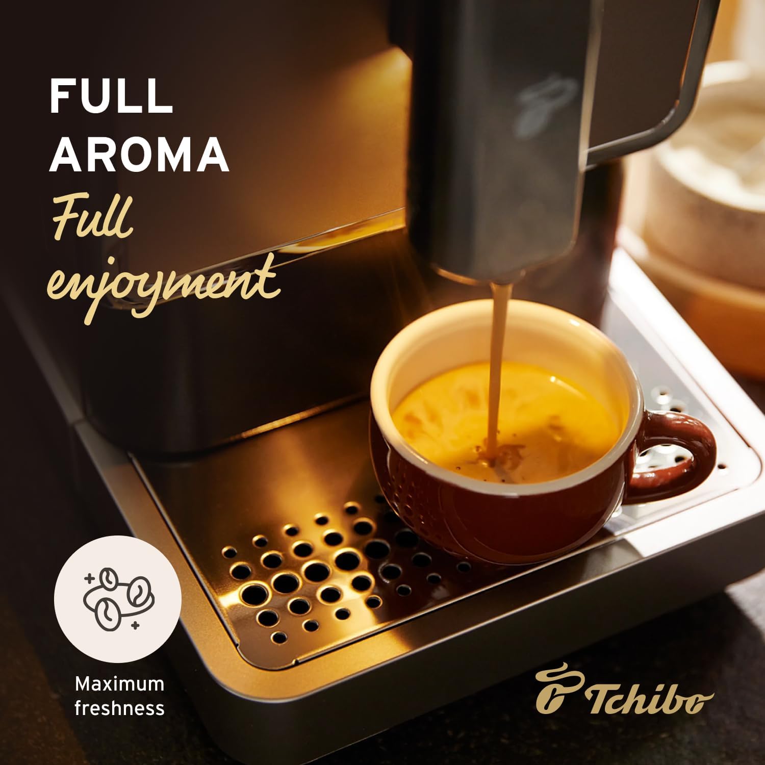 Tchibo Cafetera de una sola porción, máquina automática de café expreso, molinillo integrado, no necesita cápsulas de café, viene con 3 bolsas de