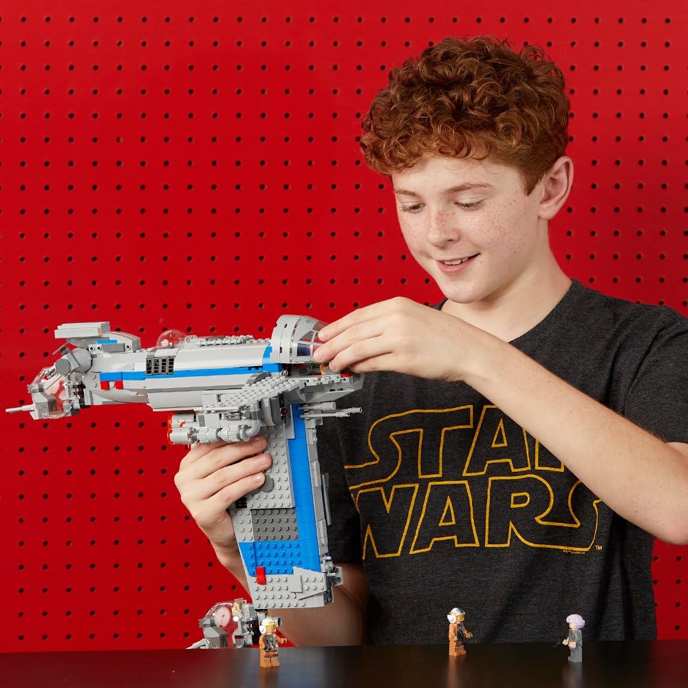 LEGO Star Wars Episodio VIII Bombardero de resistencia 75188 Kit de construcción (780 piezas)