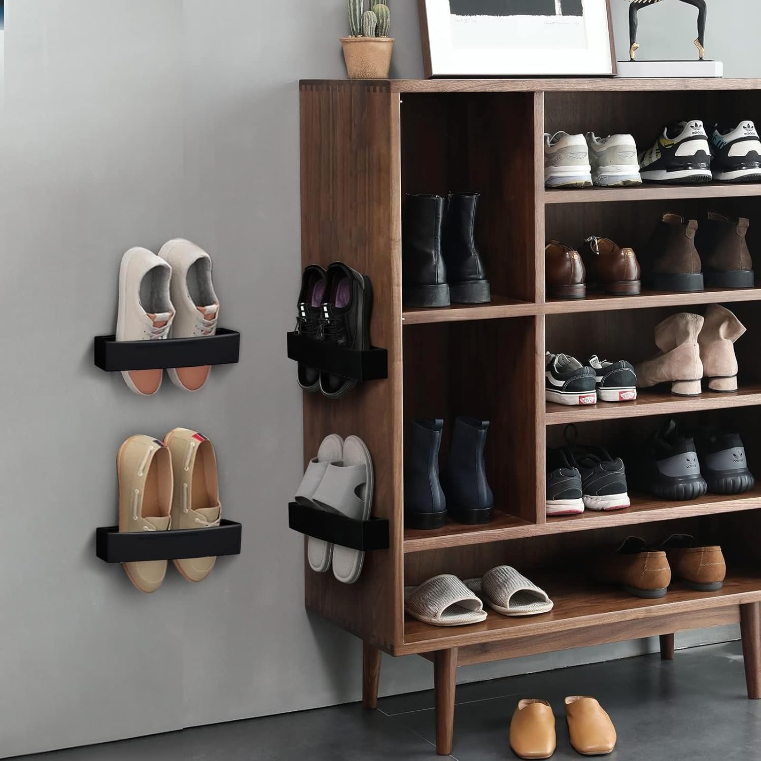 Paquete de 4 zapateros ajustables para montar en la pared, organizador de almacenamiento de plástico para zapatos, almacenamiento de RV, ganchos de