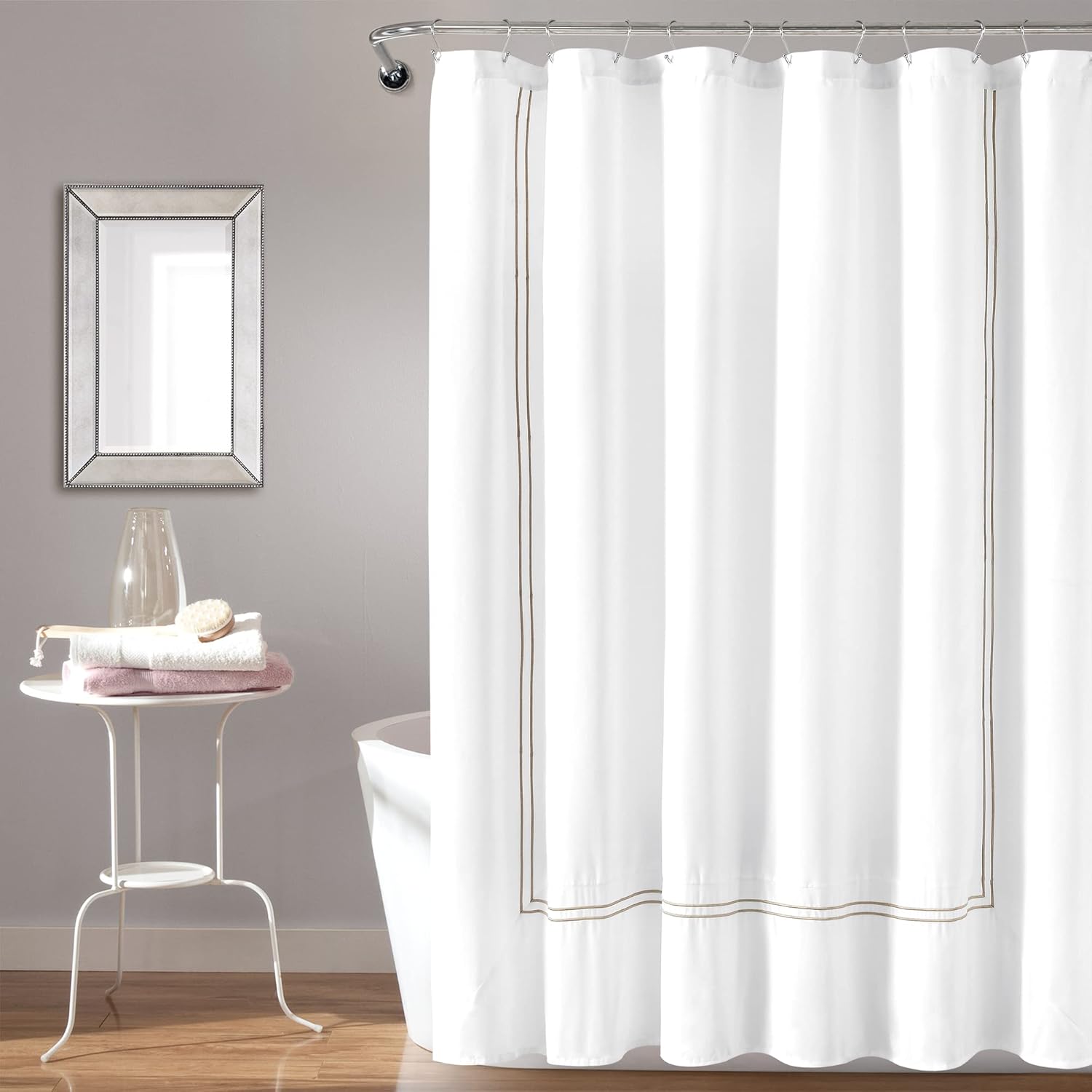 Lush Decor Hotel Collection Cortina de ducha, 72 x 72 pulgadas, color blanco y trigo