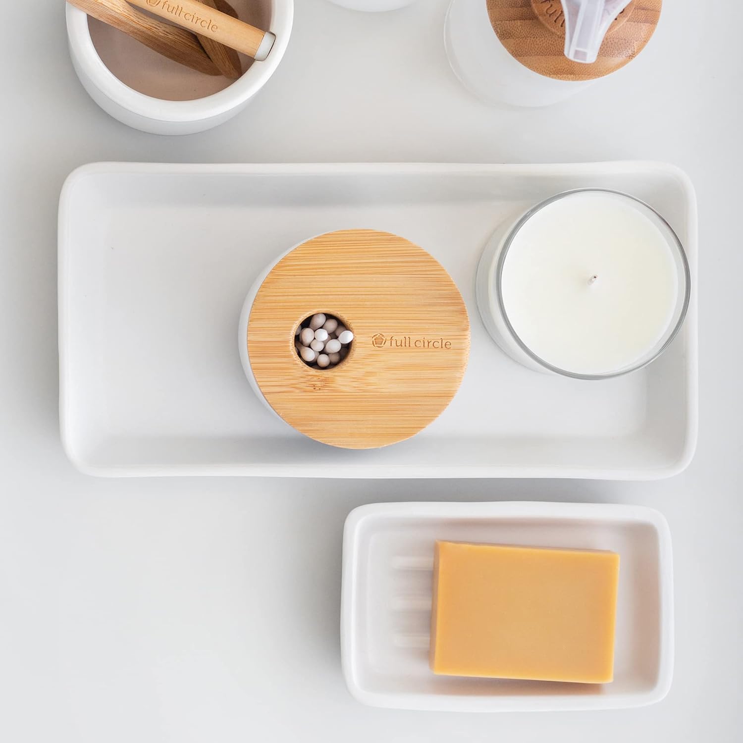 Full Circle Keep, Tray, Love – Bandeja organizadora de cerámica para baño y cocina, color blanco