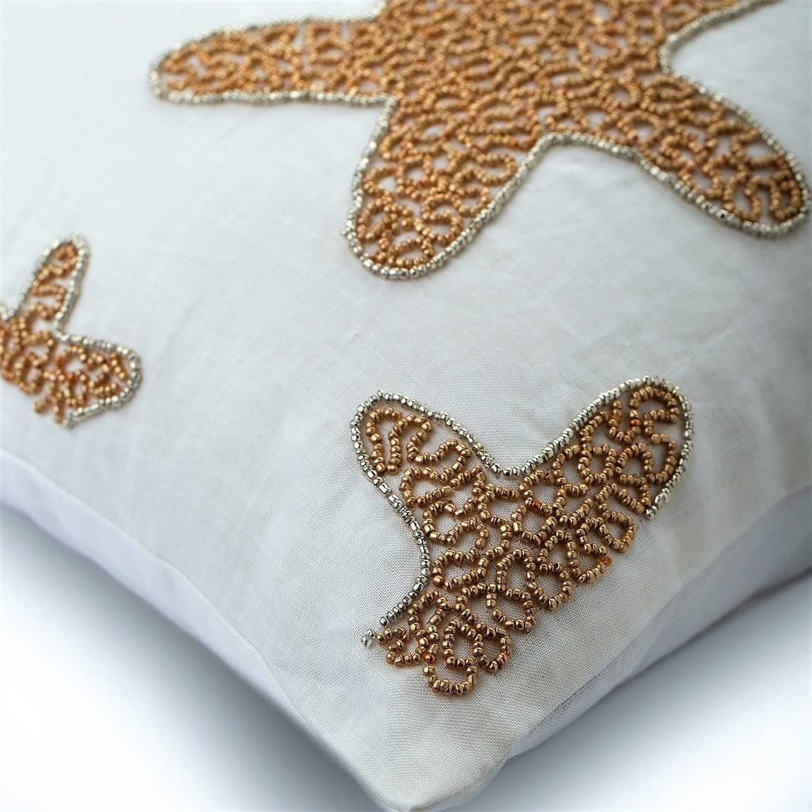 The HomeCentric Juego de 2 fundas de cojín para sofá, fundas de almohada, 18 x 18 pulgadas (17.7 x 17.7 in), color blanco, fundas de almohada de