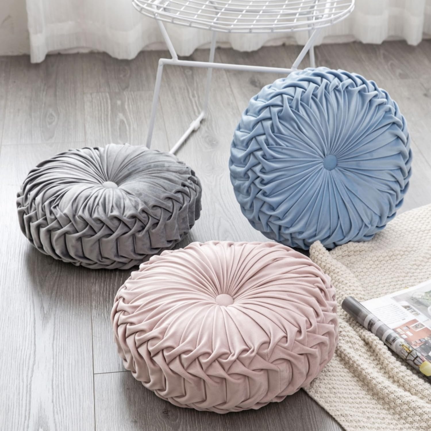 LOHEVANG Manta redonda de terciopelo suave con diseño de calabaza, plisada, para sofá, cama, sala de estar, rojo grande, 14 pulgadas