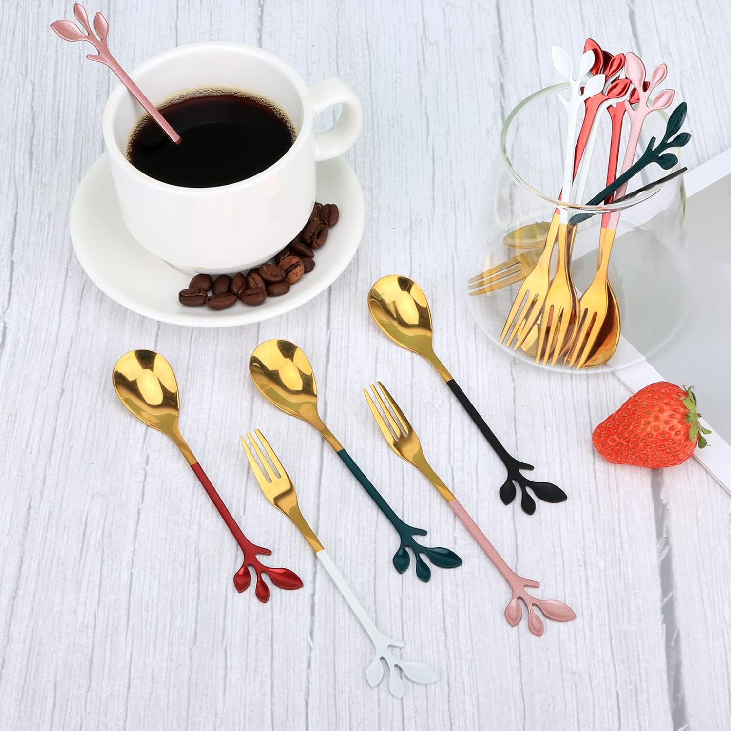 AnSaw 5 cucharas de café pequeñas y 5 tenedores para postres, acero inoxidable de 4.7 pulgadas con mango de hojas (rojo y dorado)