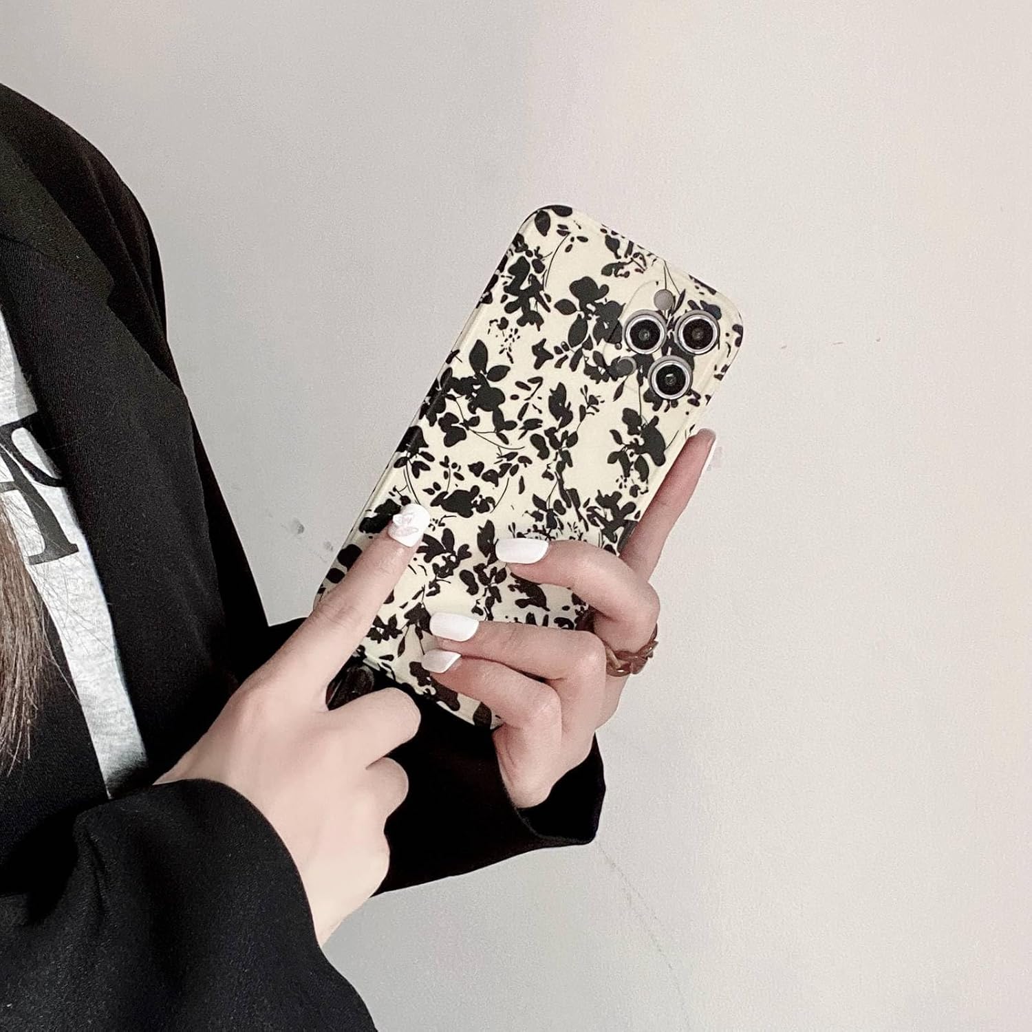 Reezaddin Funda para teléfono con diseño retro de flores negras compatible con iPhone 13 Pro, diseño moderno con bonitas flores, diseño elegante,