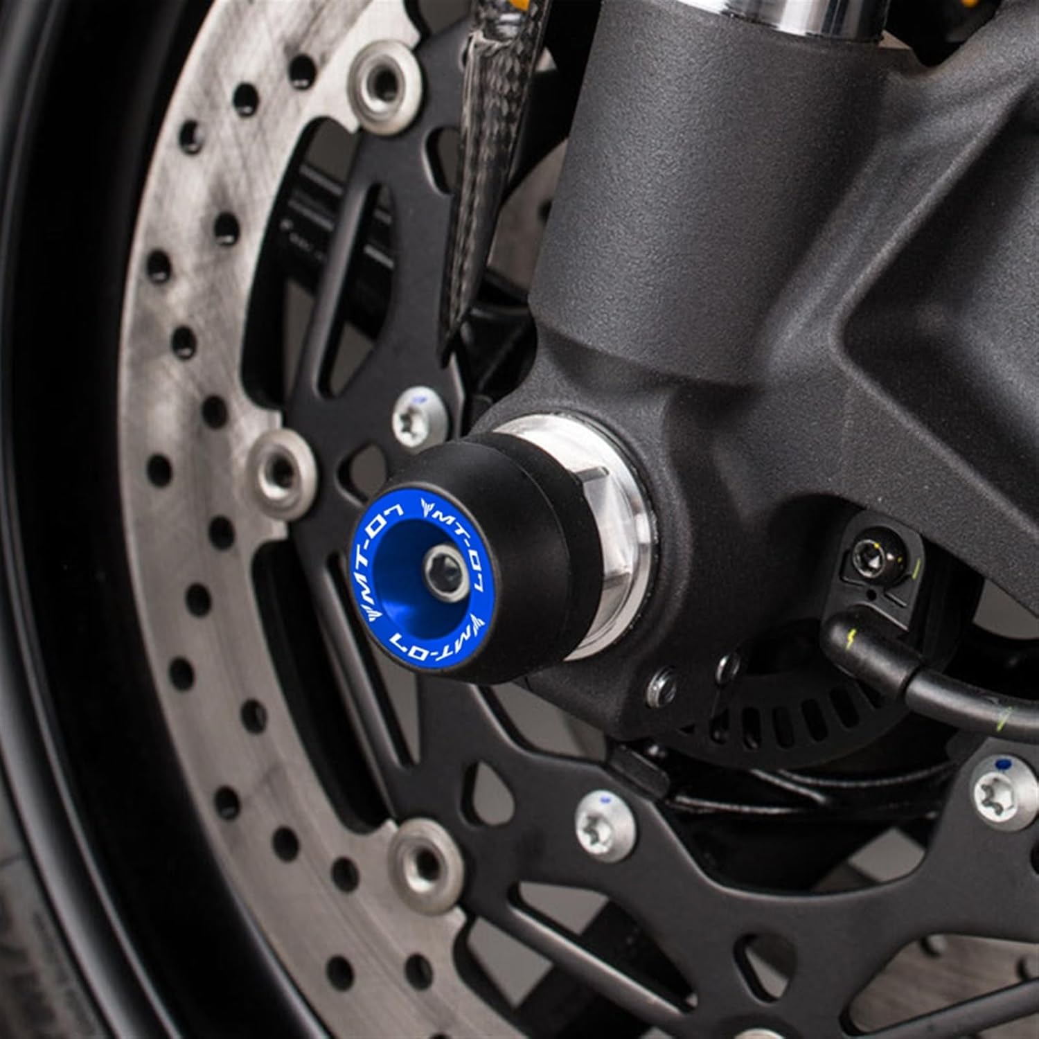 Para Yamaha MT-07 MT07 Tracer FZ-07 FZ07 XSR900 XSR700 Eje de rueda delantera trasera Horquilla Crash Slider Protección Pad Logo Motor (color  rueda