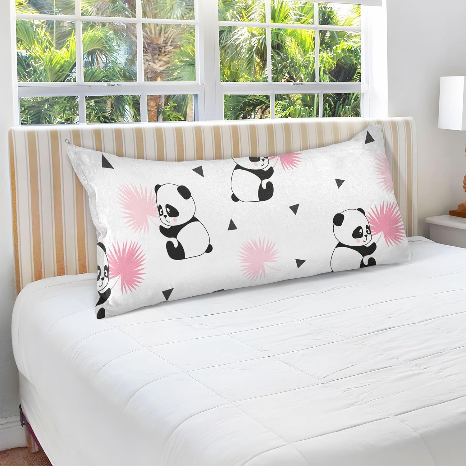 Emelivor Cute Panda Bears Throw Pillow Covers Velvet Pillow Covers Soft Cushion Covers Comfortable Pillowcases Decorative Pillows for Bed Couch Sofa