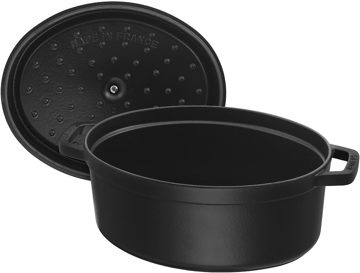Staub Horno holandés ovalado de 8.5 cuartos de galón, color negro mate