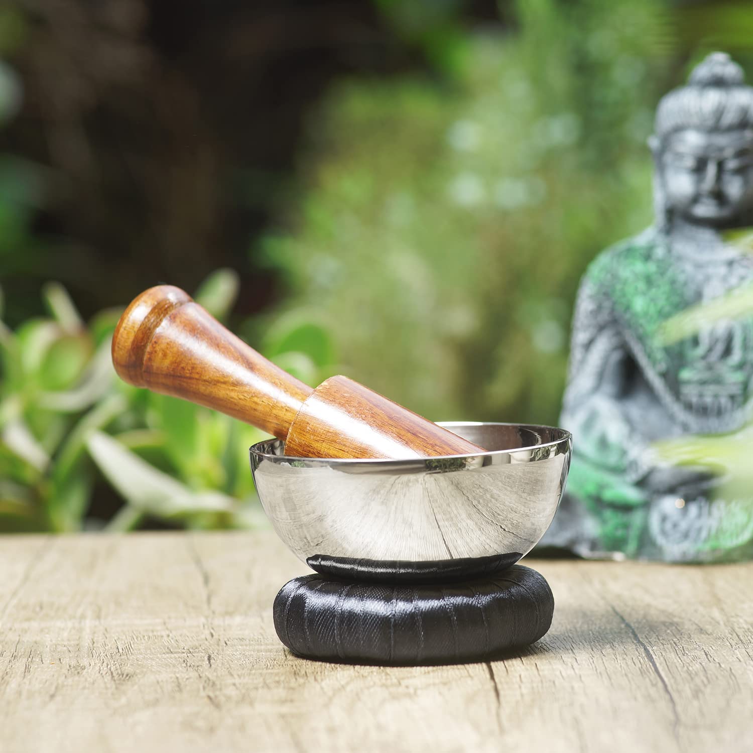 Singing Bowls SetMeditation Sound Bowl for Energy Healing, Mindfulness, Yoga, Chakra Balancing- Unique Handcrafted Tibetan Humming Bowl with Mallet,