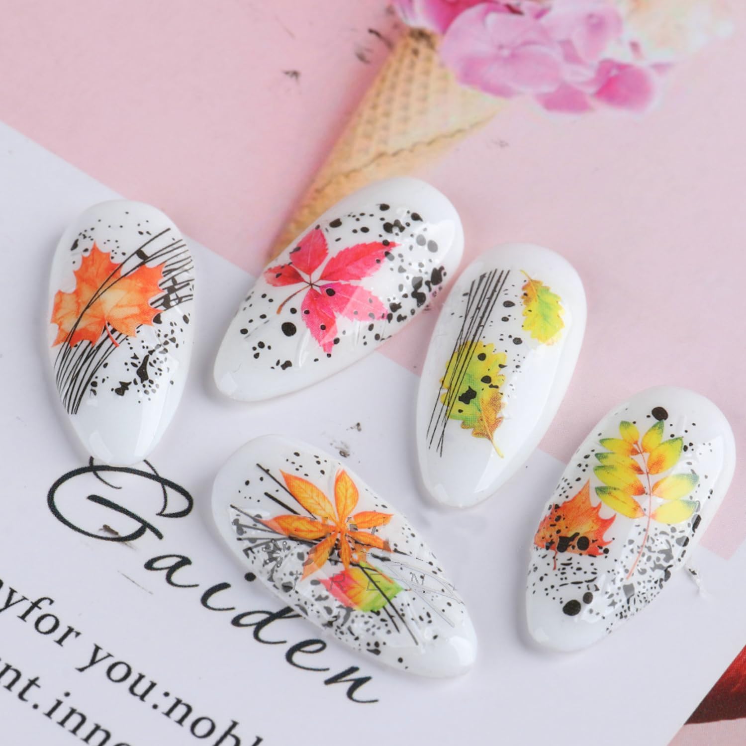 Adhesivo de uñas de otoño, hojas de arce, calcomanías de uñas láser de otoño con hoja de arce, hongos, diseño autoadhesivo para uñas acrílicas,