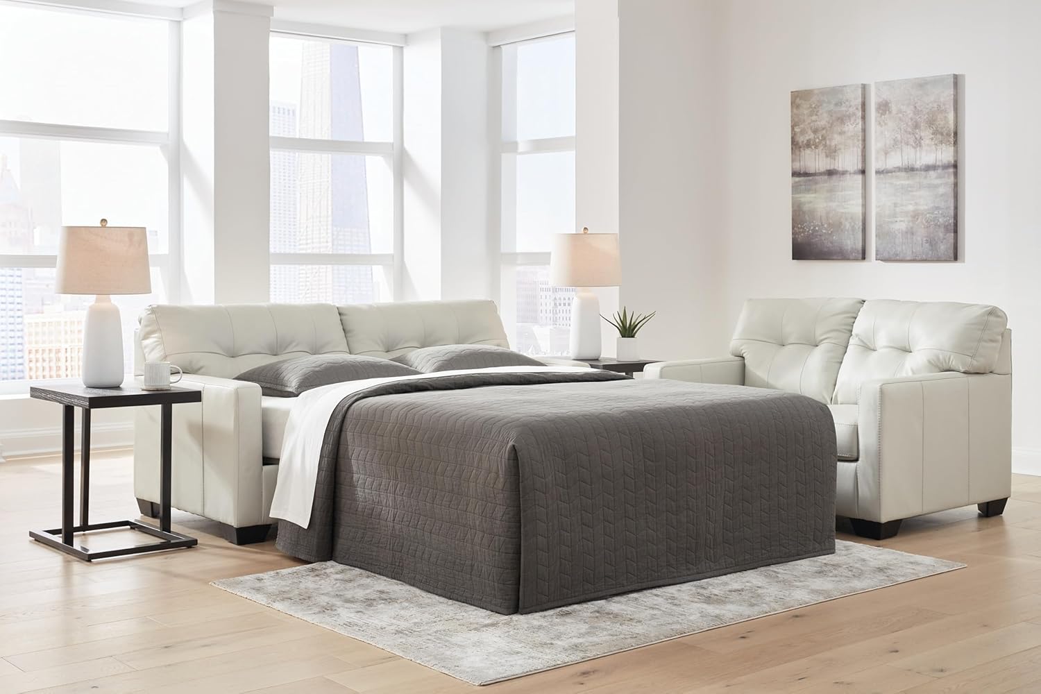 Signature Design by Ashley Belziani – Sofá cama moderno 2 en 1 de cuero copetudo con colchón plegable de espuma viscoelástica, tamaño matrimonial,
