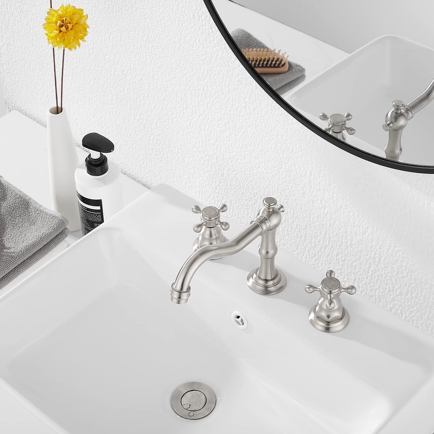 GGStudy – Grifo mezclador de 2 manijas para lavabo de tres agujeros, para lavabo de baño extendido de 8 a 16 pulgadas, con desagüe de metal que se