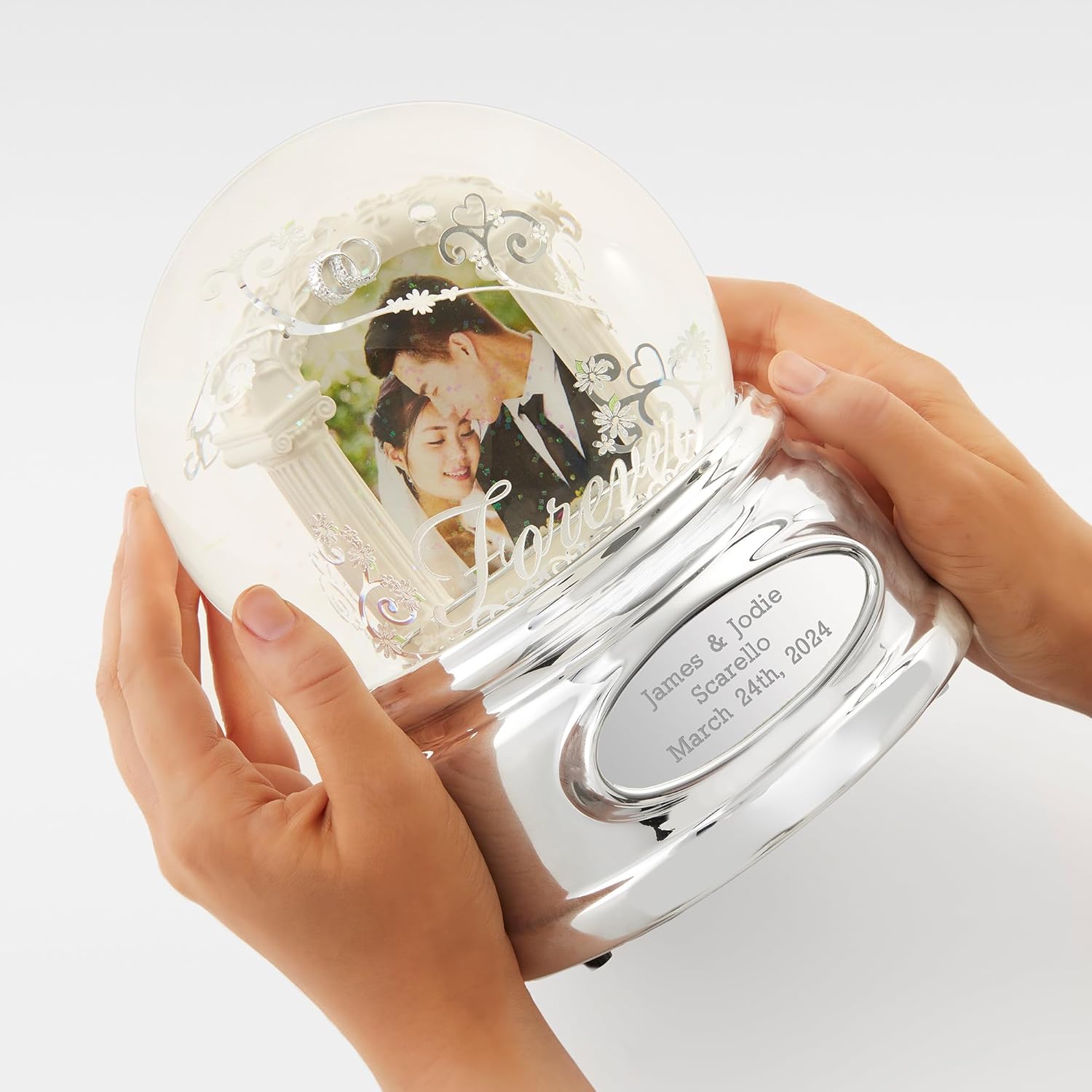 THINGS REMEMBERED Globo de nieve musical grabado personalizado para siempre con foto de boda, reproduce música Canon de Pachelbel, añade imágenes,