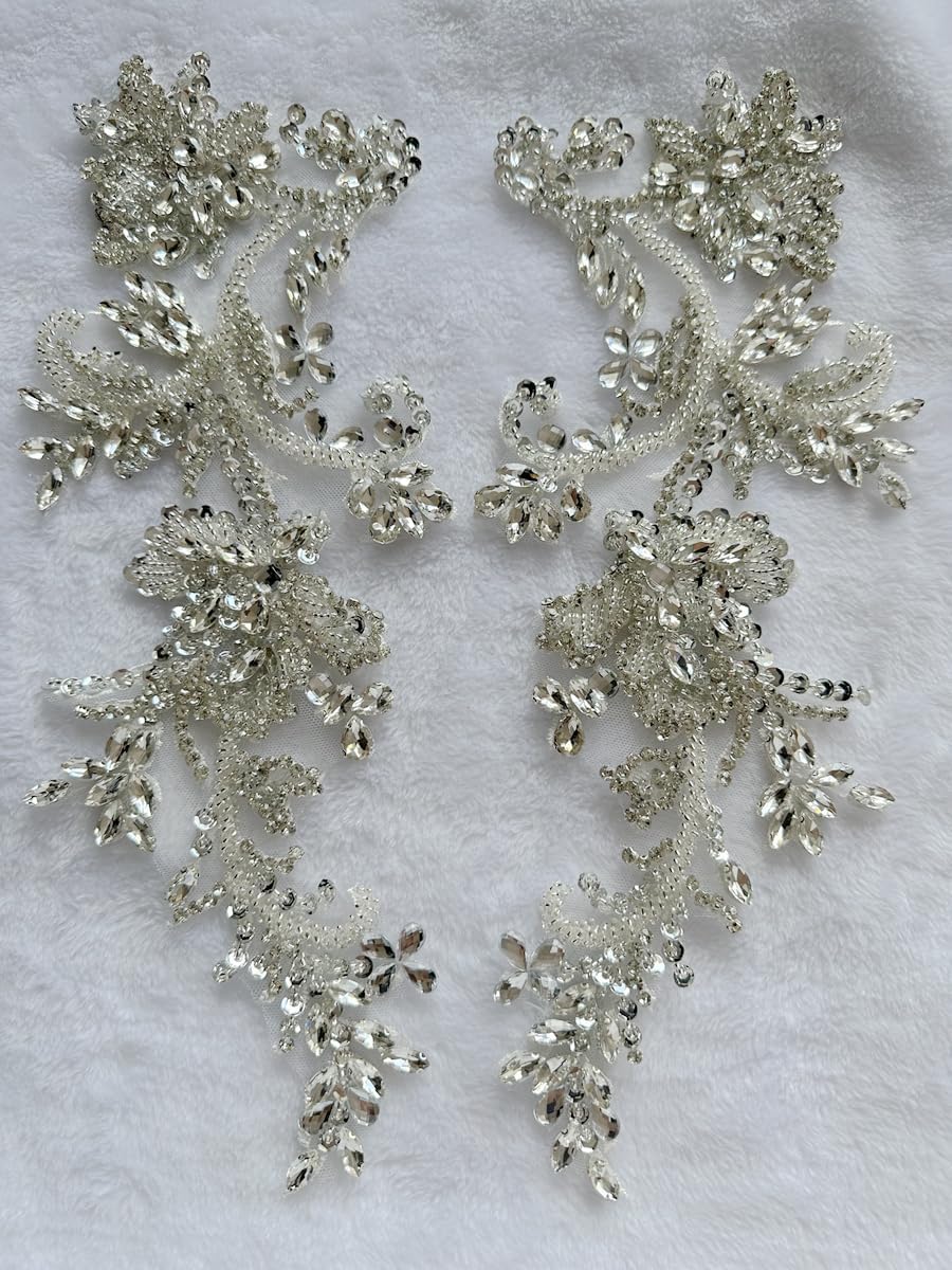 Parches de apliques de encaje brillantes hechos a mano con cuentas de costura, lentejuelas y accesorios para vestido de novia, un parbolsa (plateado)