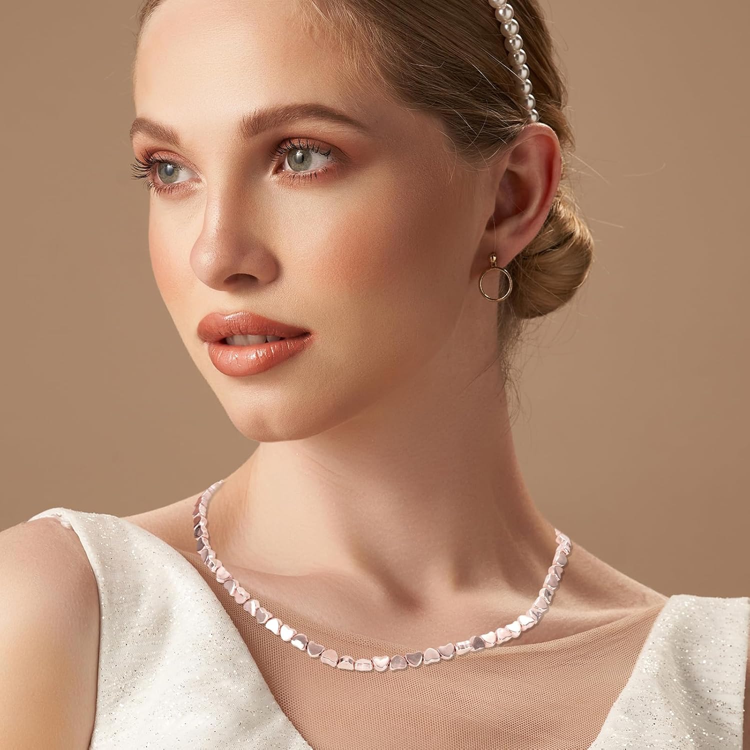 Whaline 600 cuentas de corazón acrílicas de oro rosa con forma de corazón, cuentas espaciadoras para el día de San Valentín con cuerda elástica para