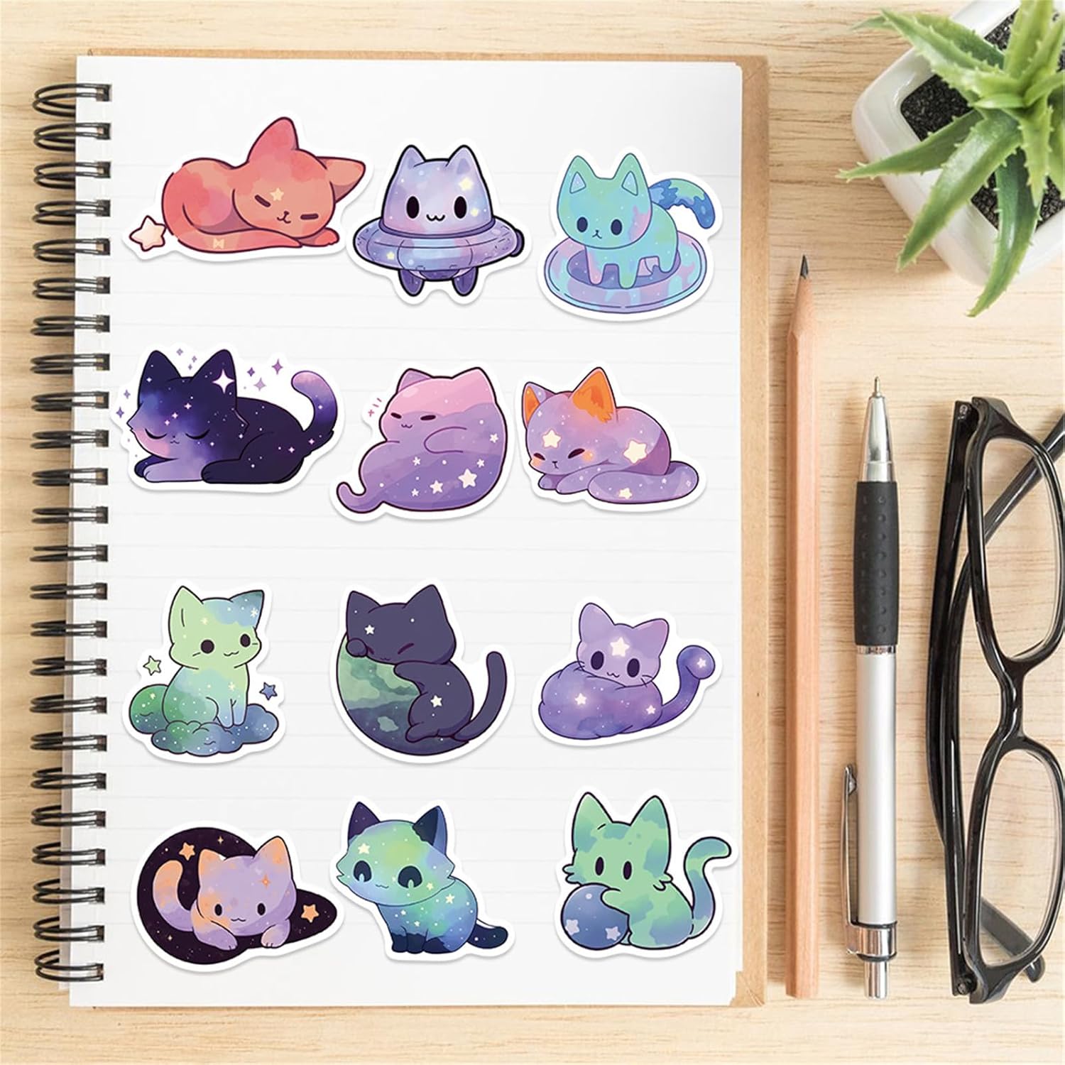 jjlin JJLIN-1 – 50 calcomanías de gato con cielo estrellado, calcomanías de gato de color arcoíris, colección Galaxy para botellas de agua, regalos