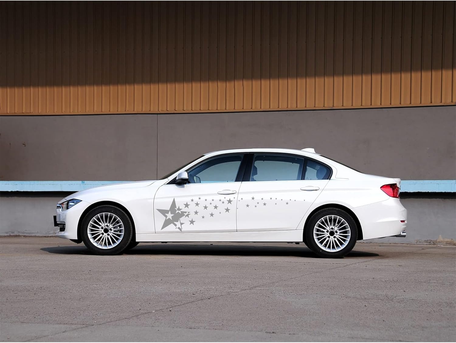 2 calcomanías de vinilo universales con diseño de estrellas para todos los autos, U007, color gris
