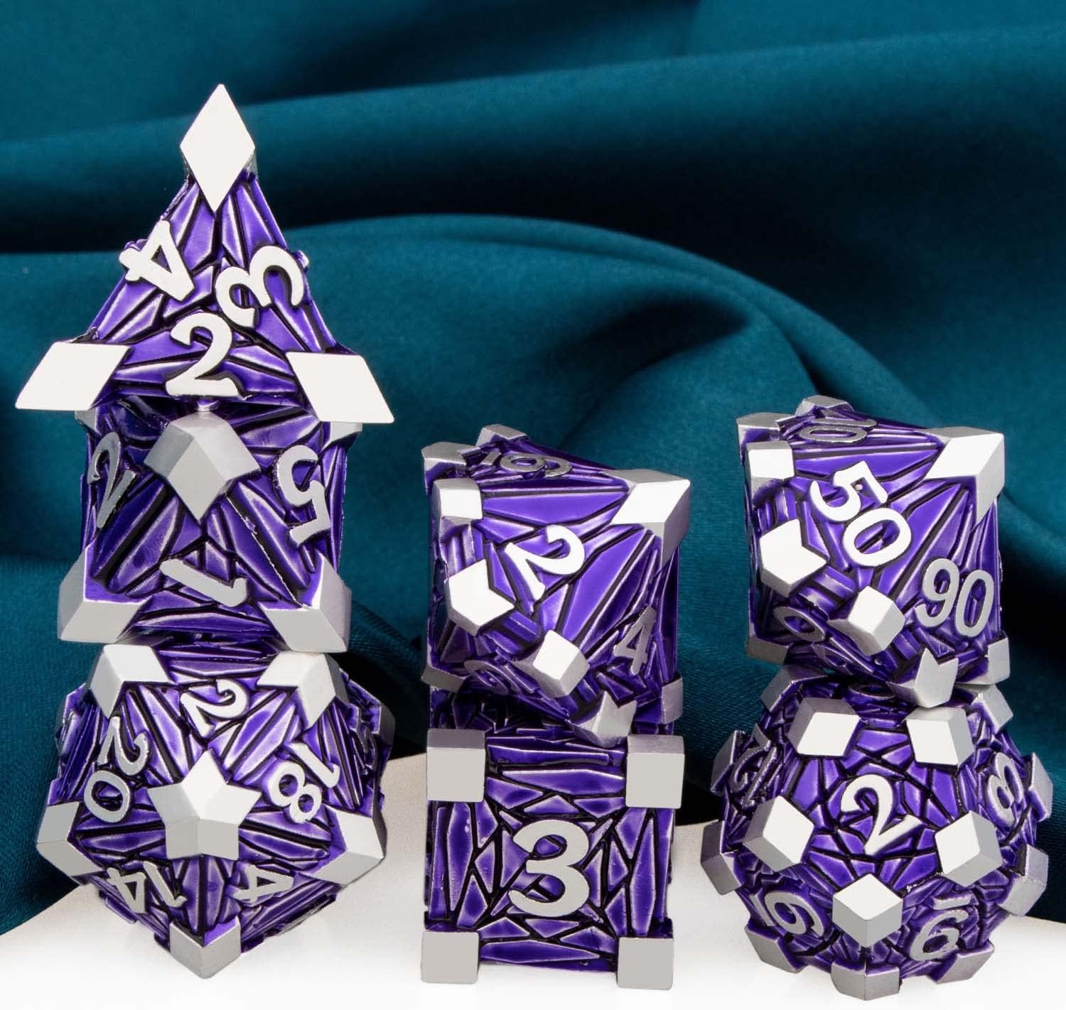 ARUOHHA DND – Juego de dados de metal con fragmentos de cristal, dados D&D con caja de regalo, 7 dados poliédricos plateados y morados, juego de rol