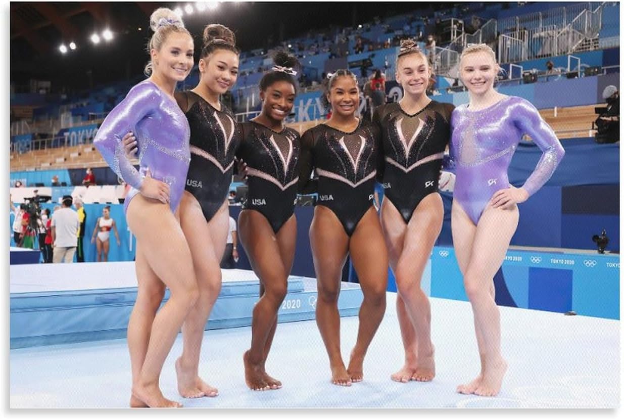 Póster del equipo de gimnasia de las mujeres de Estados Unidos Simone Biles, Jordan Chiles, Sunisa Lee y Grace Mccallum (3) póster artístico en