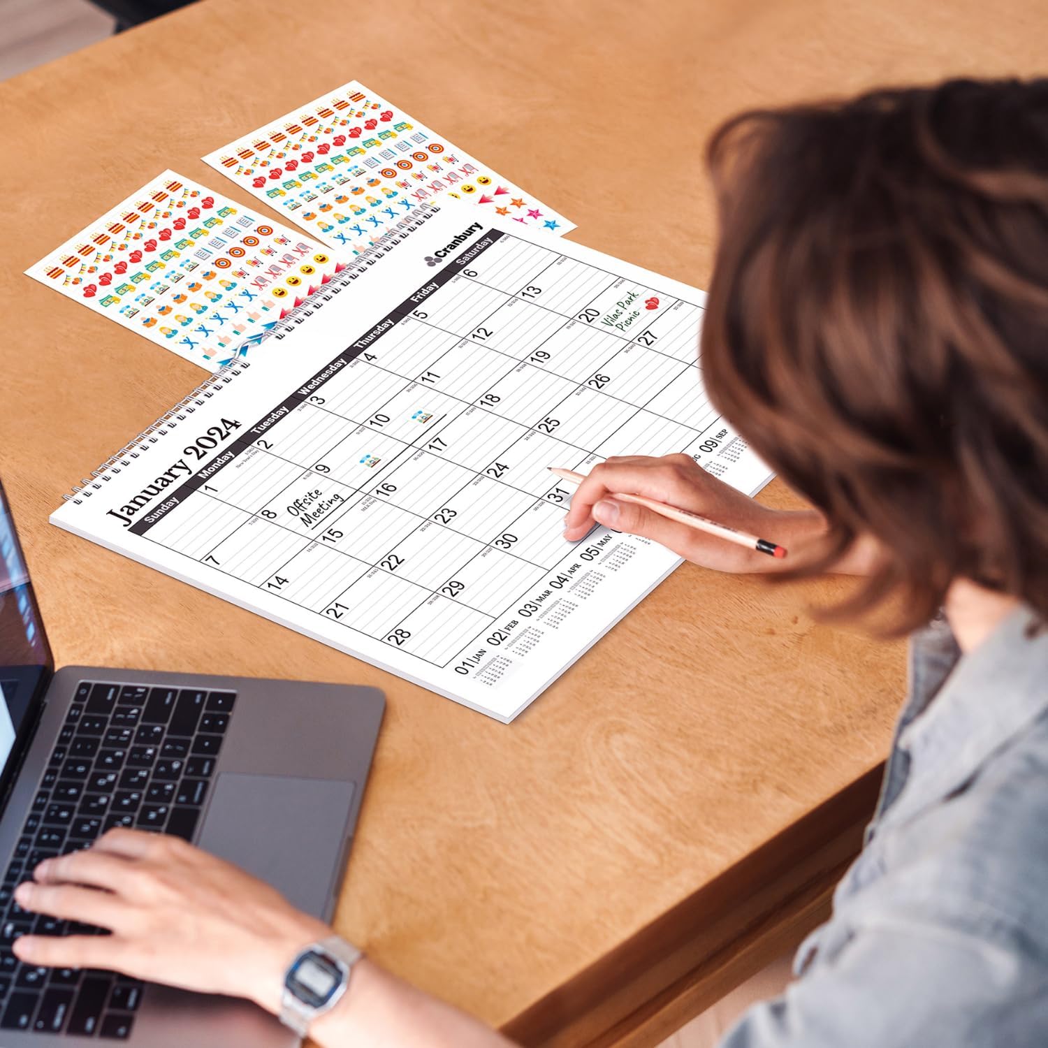 CRANBURY Calendario de pared grande 2024 (negro), 12 x 15 pulgadas, calendario de oficina, uso como calendario colgante 2024 de 12 x 15 pulgadas o