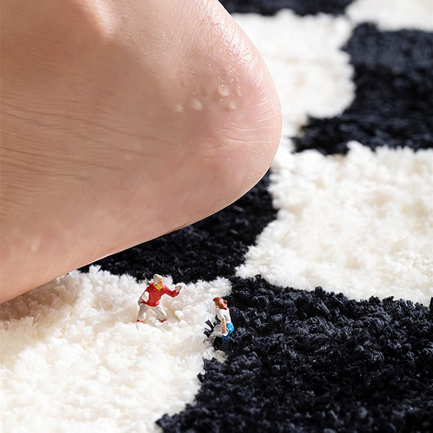 LEVINIS Alfombra redonda divertida, alfombra de área en blanco y negro, bonitos ojos, para dormitorio, mesita de noche, lanudo y antideslizante,
