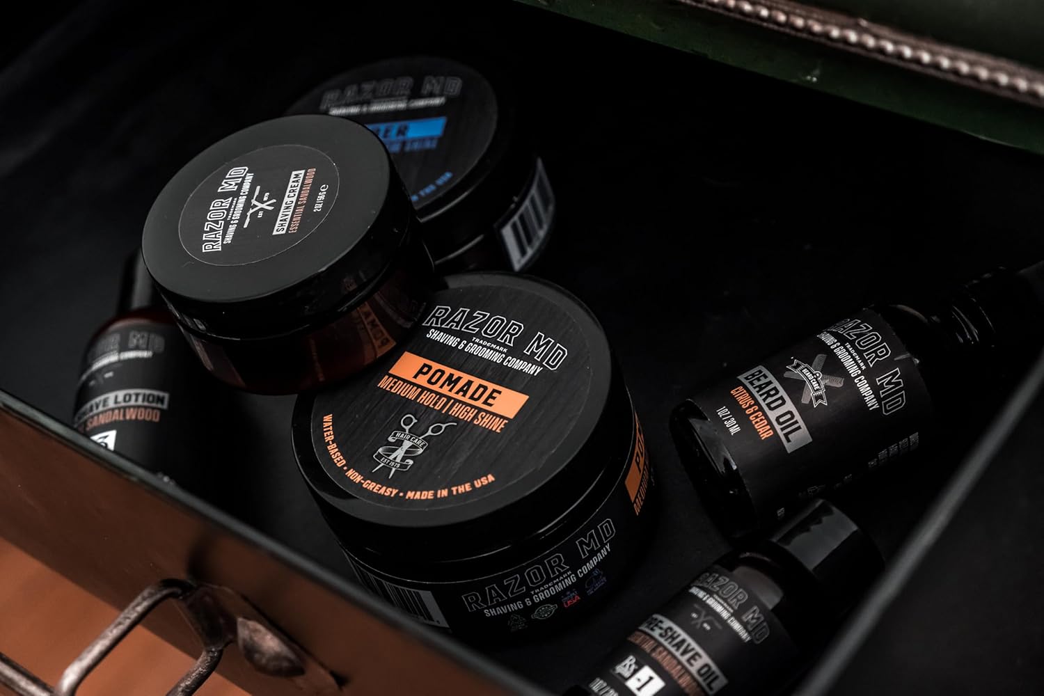 Pomada natural para el cabello a base de agua para hombres con alto brillo y acabado liso, fijación media fuerte, los mejores productos para el
