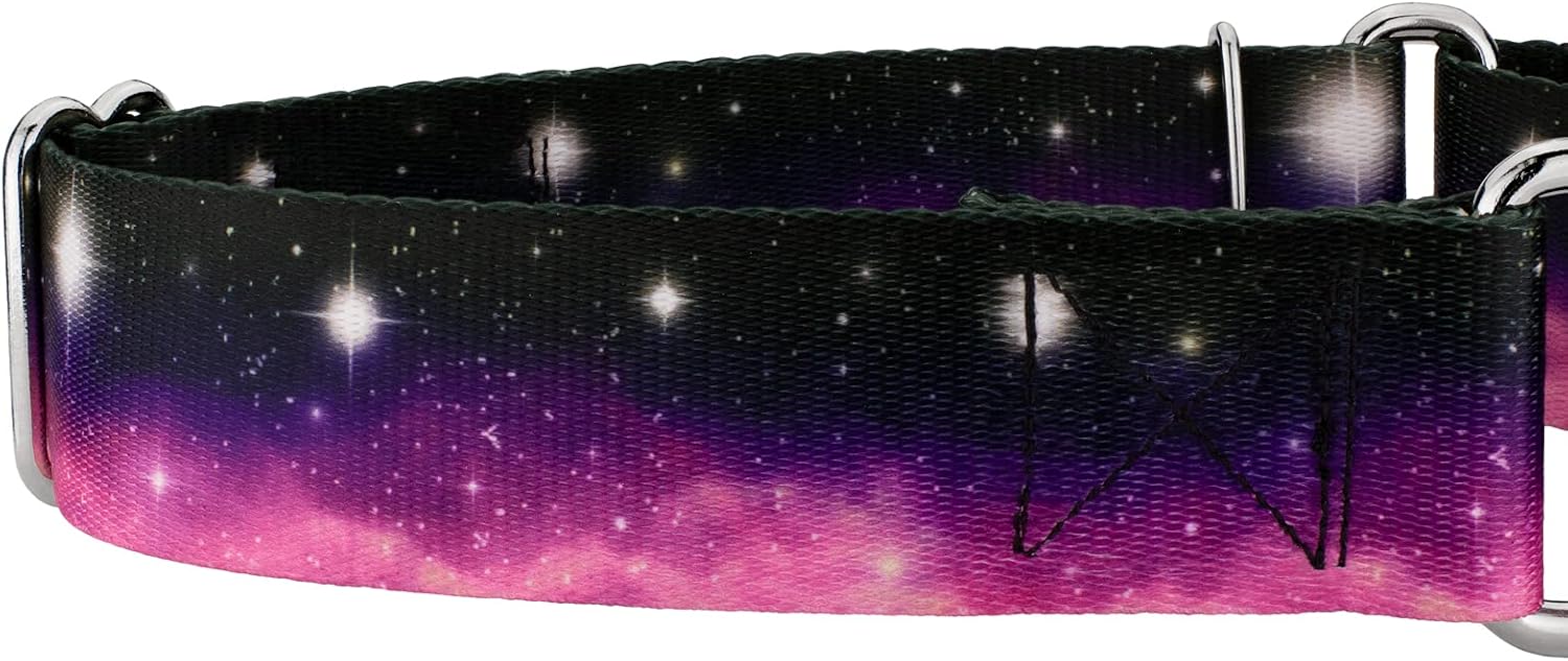 Country Brook Petz – Collar de perro Heavenly Space Martingale – Colección Geek Chic con 4 diseños para cualquier Mega fan (1 12 pulgadas, mediano)