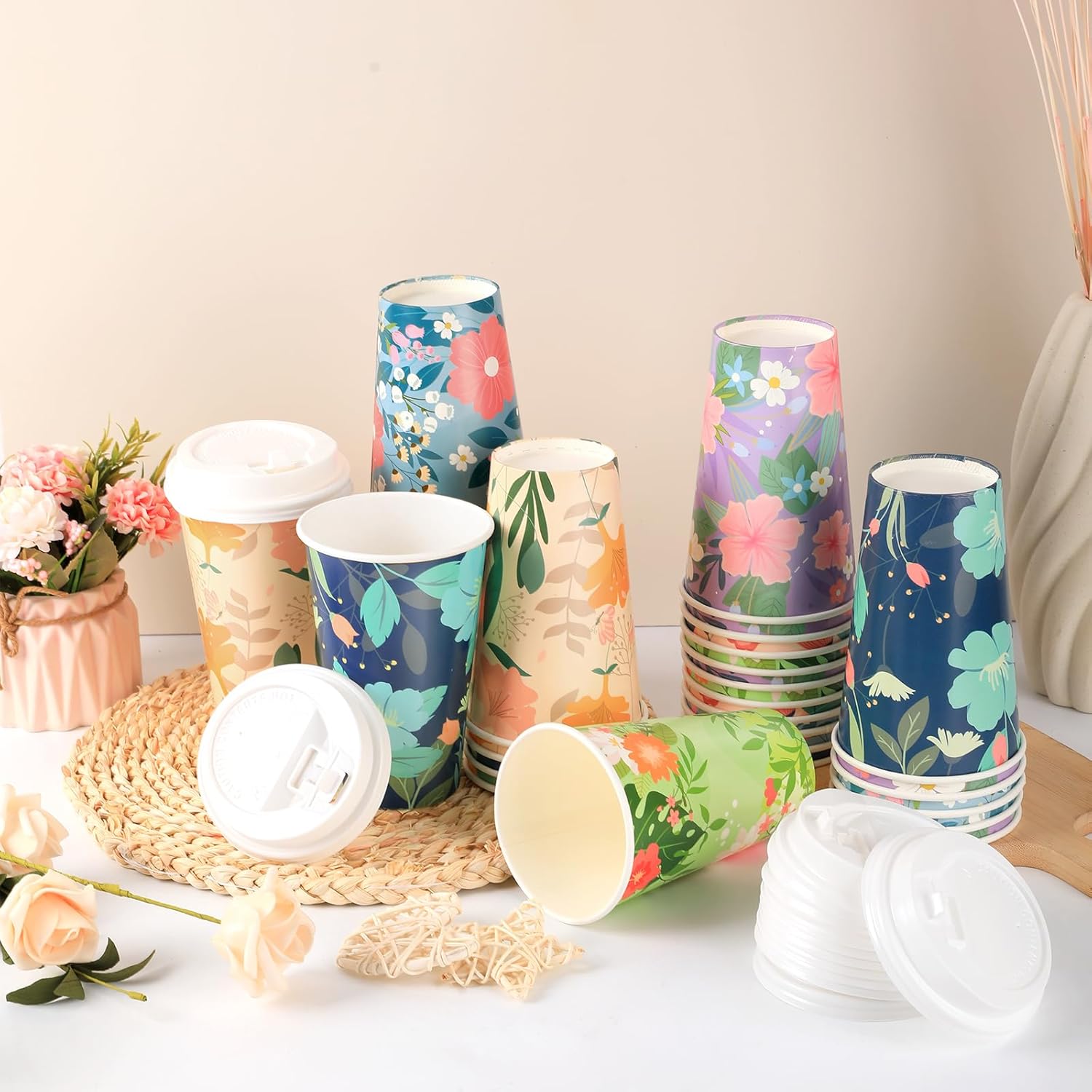BYMIOYA Vaso de papel desechable de primavera de 16 onzas, 48 piezas con tapas, 6 tazas de papel para beber con diseño floral de primavera para