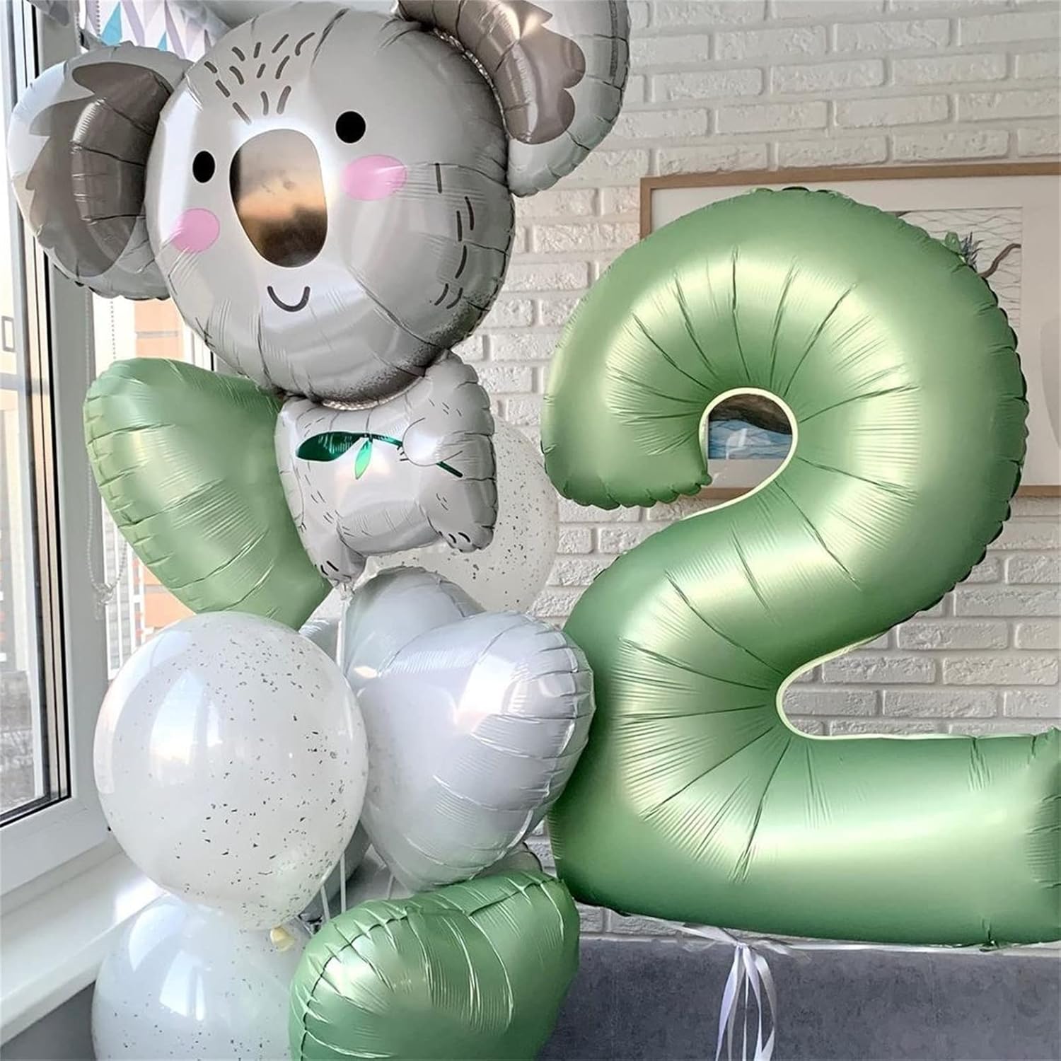 Globos de cumpleaños de 16 años para niñas, globos de 40 pulgadas de papel de aluminio verde salvia con números 16 para niñas y niños, globos de
