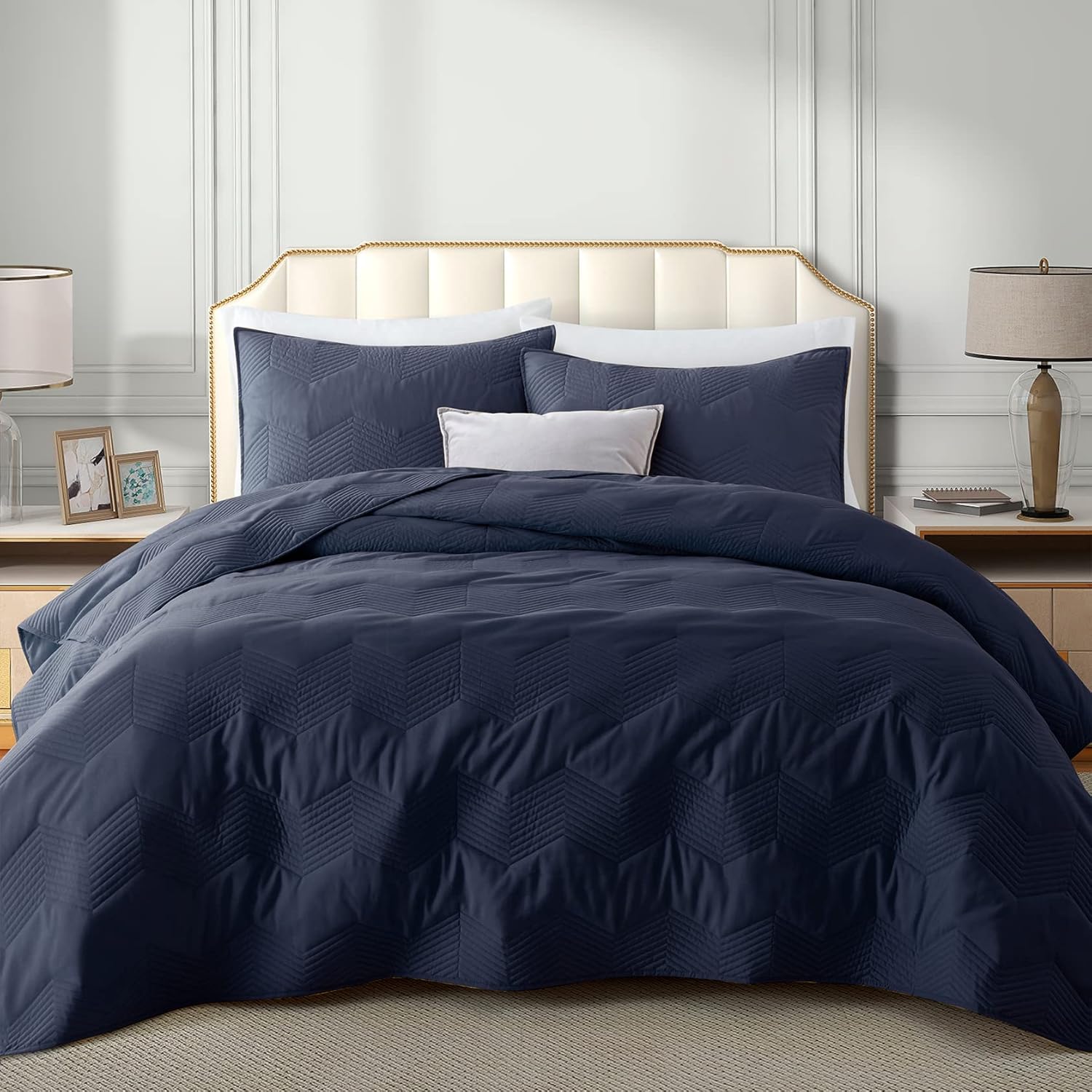 Juego de edredón Queen azul marino con patrón de cheurón, colcha de microfibra ligera de verano, juego de ropa de cama suave para todas las
