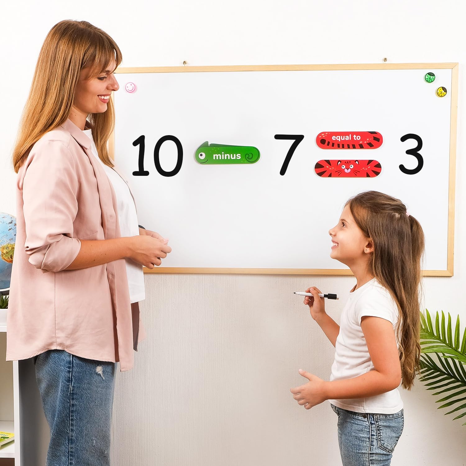Paquete de 8 divertidos letreros matemáticos, imanes de matemáticas de animales, juegos de signos de mayor que menos que cocodrilo, suministros para