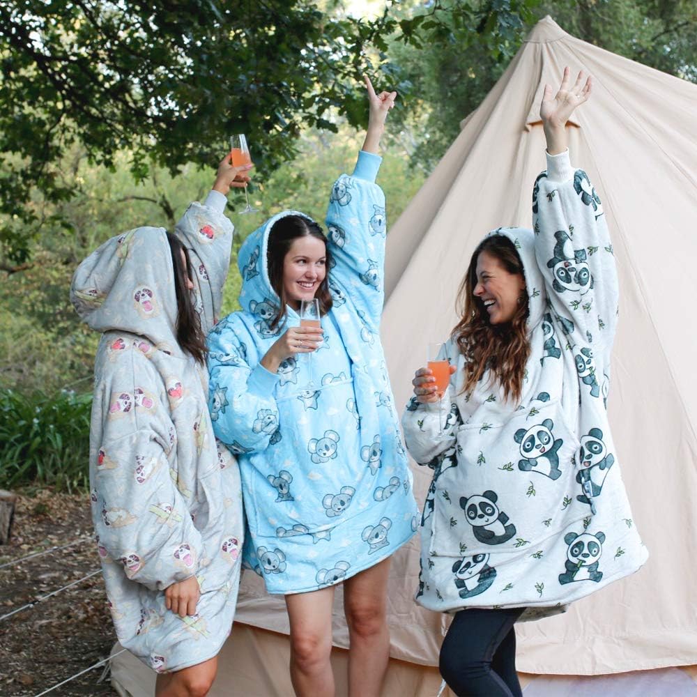 The Oodie – Sudadera extragrande con capucha para niños o adultos, muchos patrones y colores, mezcla entre sudadera y manta