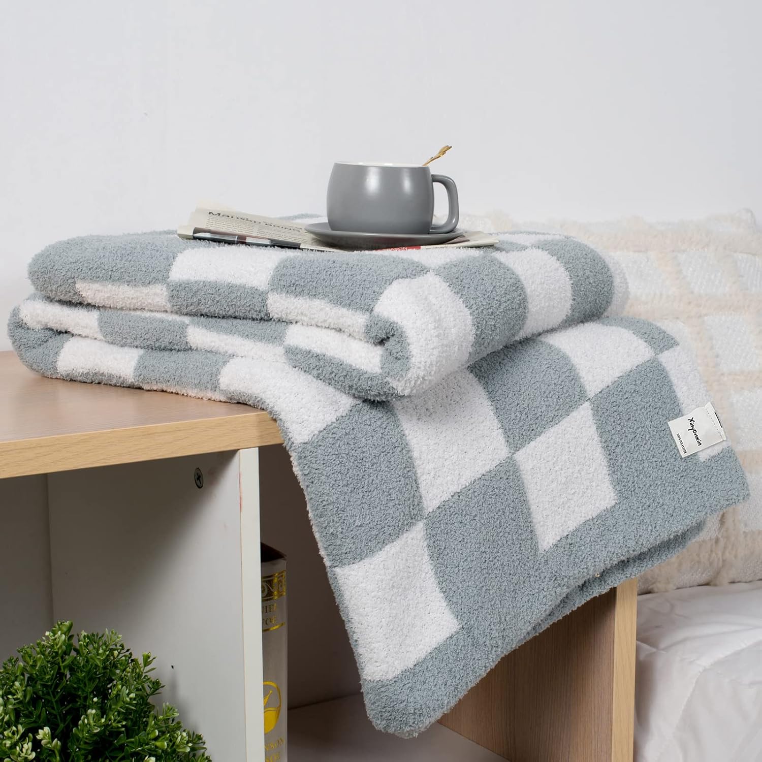 Manta a cuadros súper suave, ligera, mullida y esponjosa, de microfibra reversible de tablero de ajedrez, decoración cálida y acogedora para el