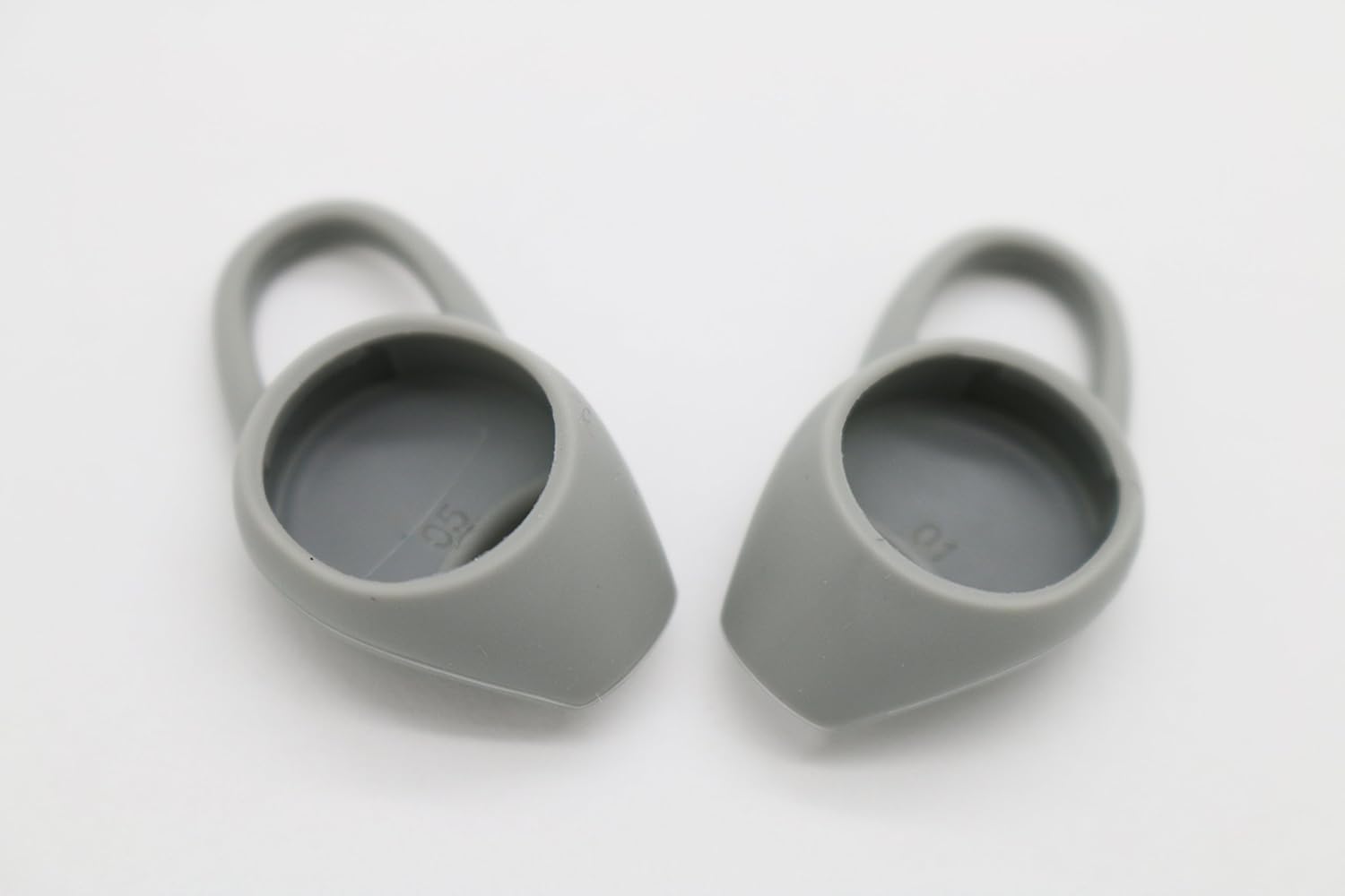 2 piezas de repuesto de repuesto de calidad premium compatibles con auriculares inalámbricos Plantronics Backbeat Fit, auriculares de silicona,