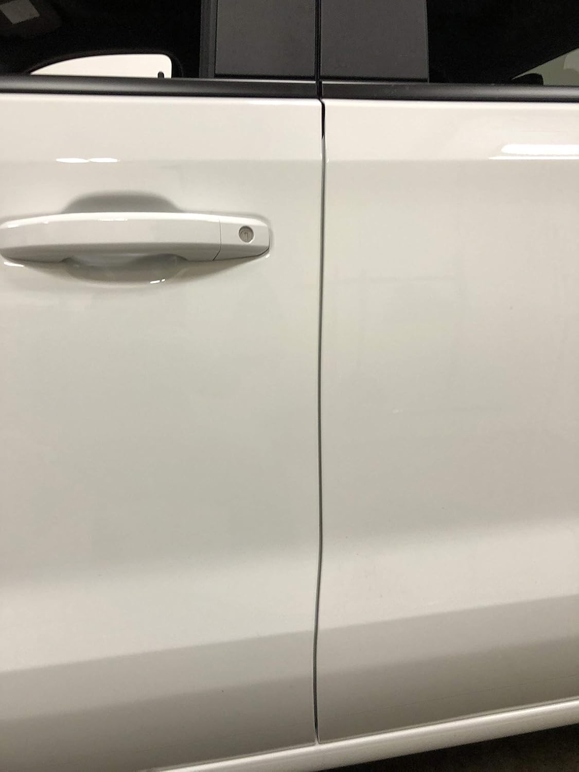 Red Hound Auto Protectores de borde de puerta compatibles con Chevrolet Silverado GMC Sierra 1500 Double Cab 2019-2023 4 puertas y 20-23 2500HD y