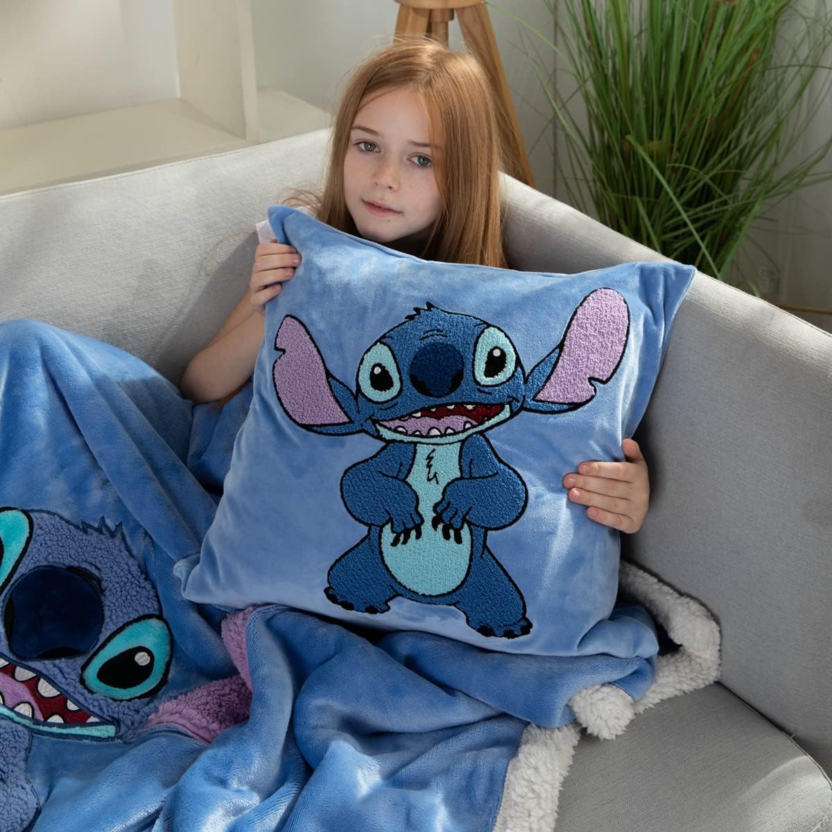 COSUSKET Fundas de almohada, almohada de terciopelo bordado de dibujos animados en 3D, regalos para niños y niñas