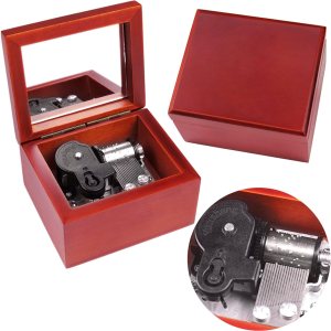 Sinzyo Caja de música de madera tallada, caja musical de cuerda para regalo para Navidad, cumpleaños, día de San Valentín (caja roja, sintonización Sinzyo Caja de música de madera tallada, caja musical de cuerda para regalo para Navidad, cumpleaños, día de San Valentín (caja roja, sintonización