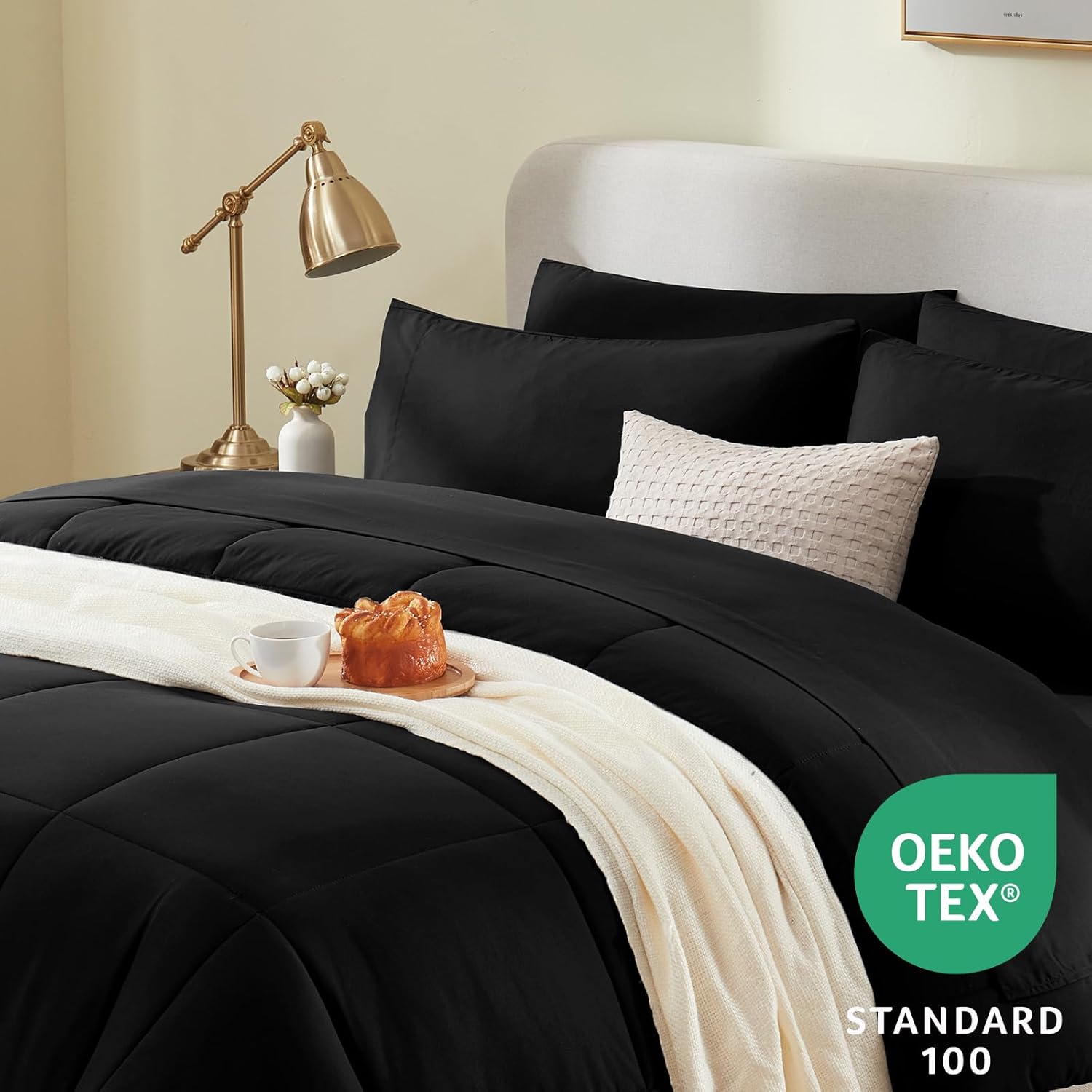 CozyLux Juego de edredón tamaño King de 7 piezas, edredón negro en una bolsa, juego de ropa de cama King con edredón acolchado para todas las