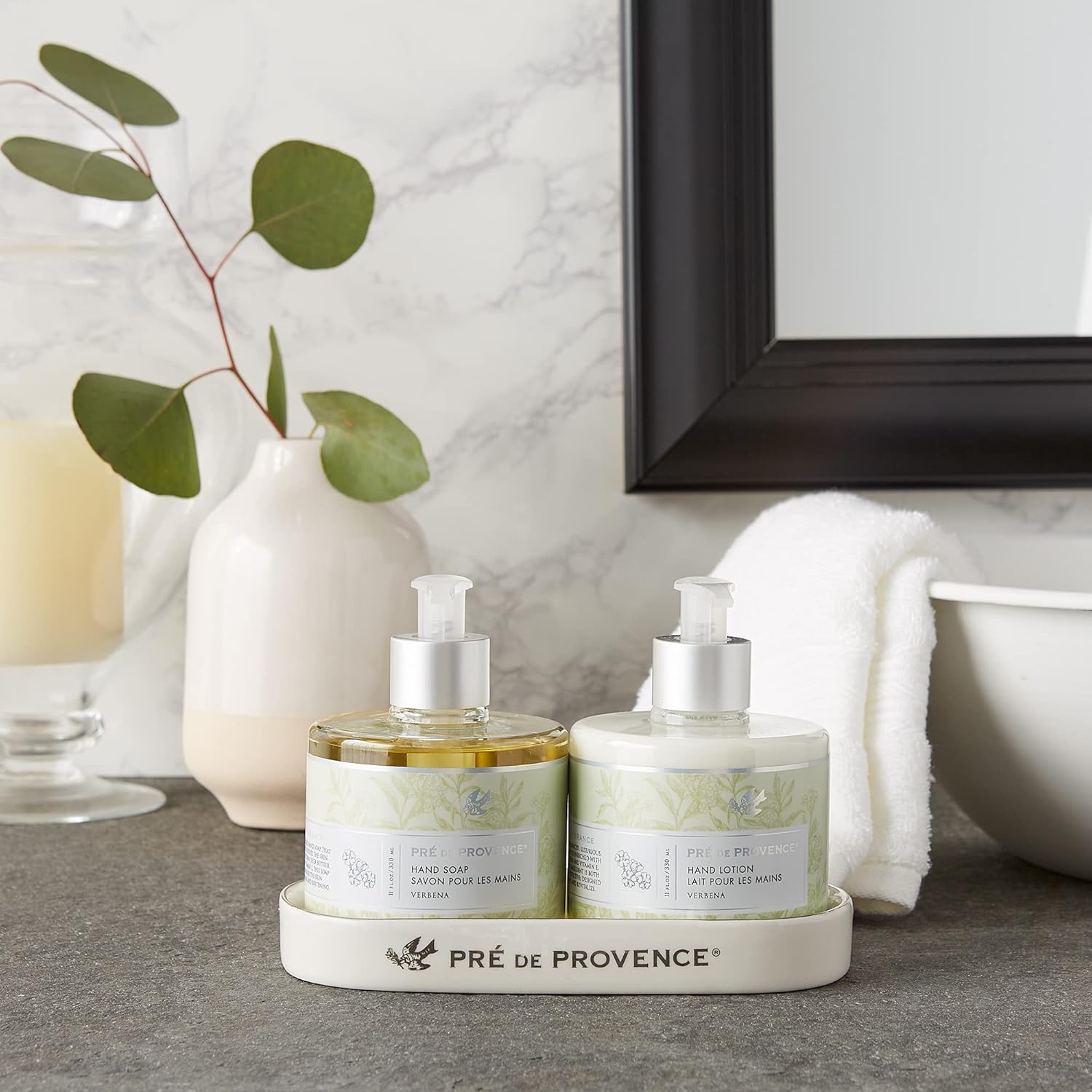 Pre de Provence Collection Loción de manos emoliente suave y sedosa enriquecida con manteca de karité, verbena, 11 onzas líquidas